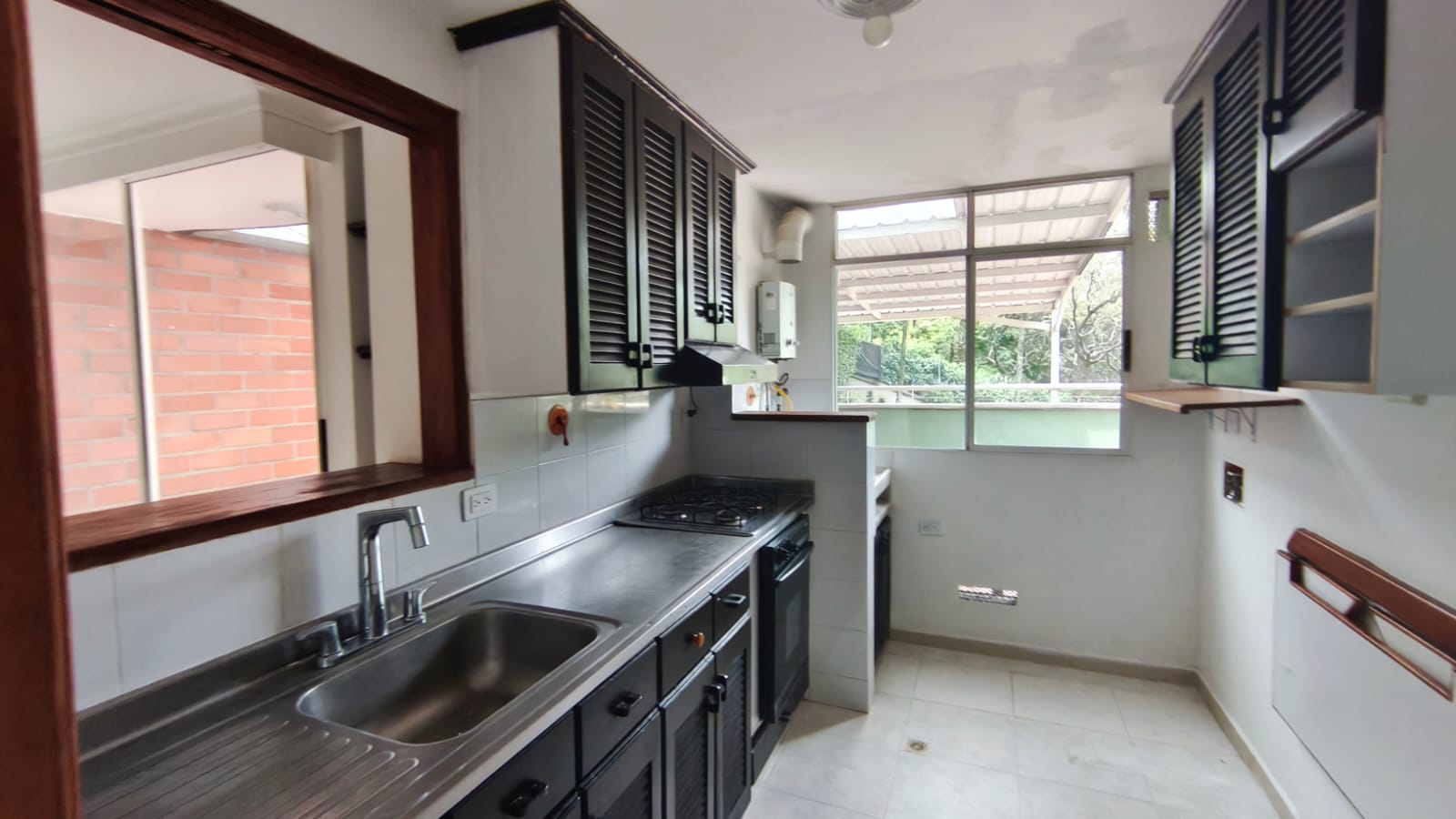 Se Arrienda Apartamento en la Loma de los Bernal, Medellín