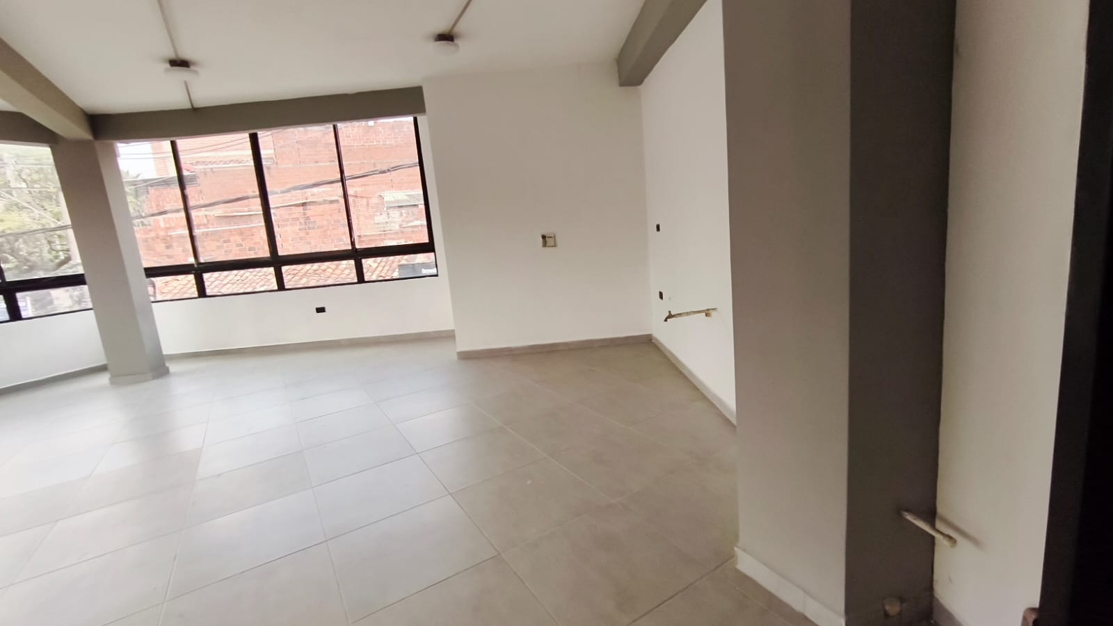 Se Arrienda Local en el Centro de Bello, Antioquia