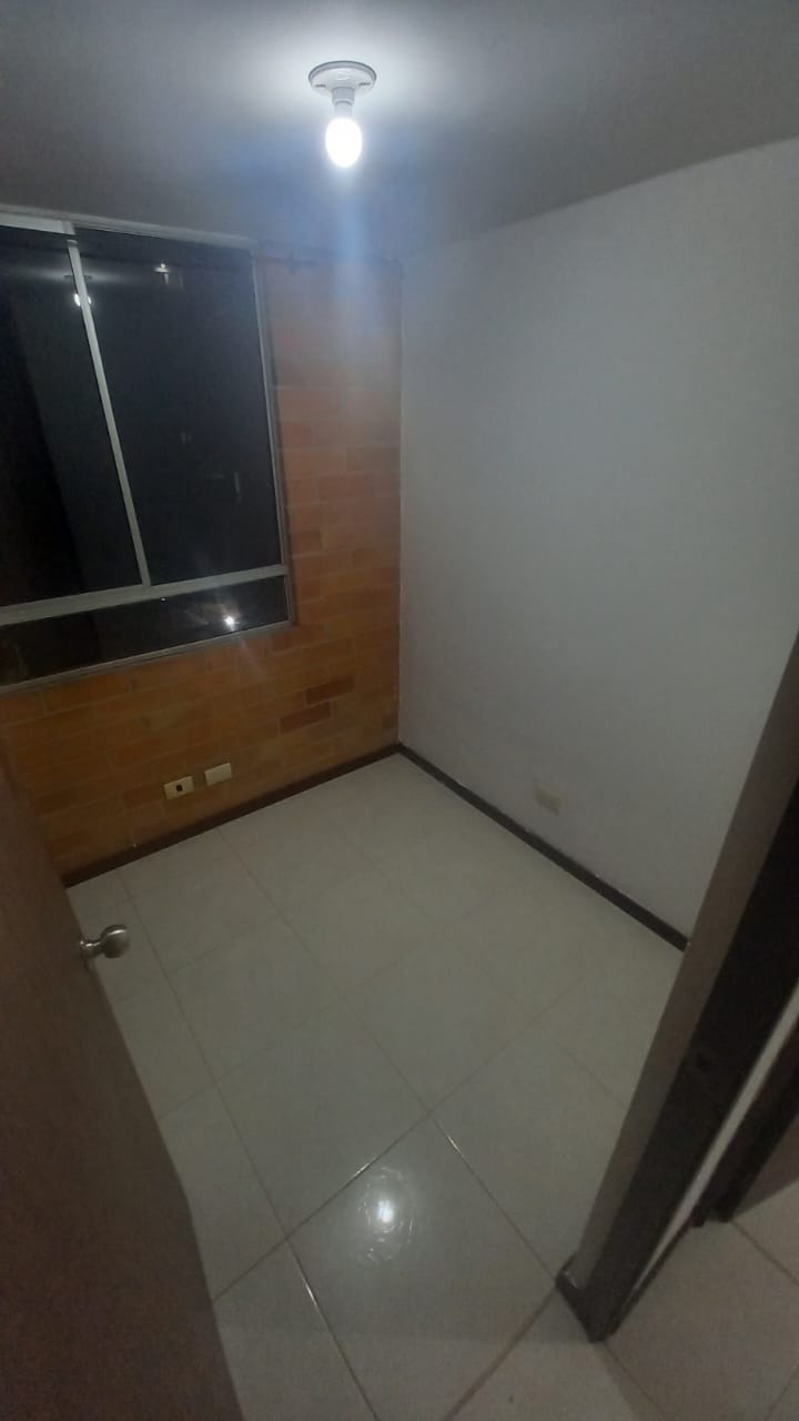 Amplio Apartamento Para Arriendo en Pilarica, Medellín