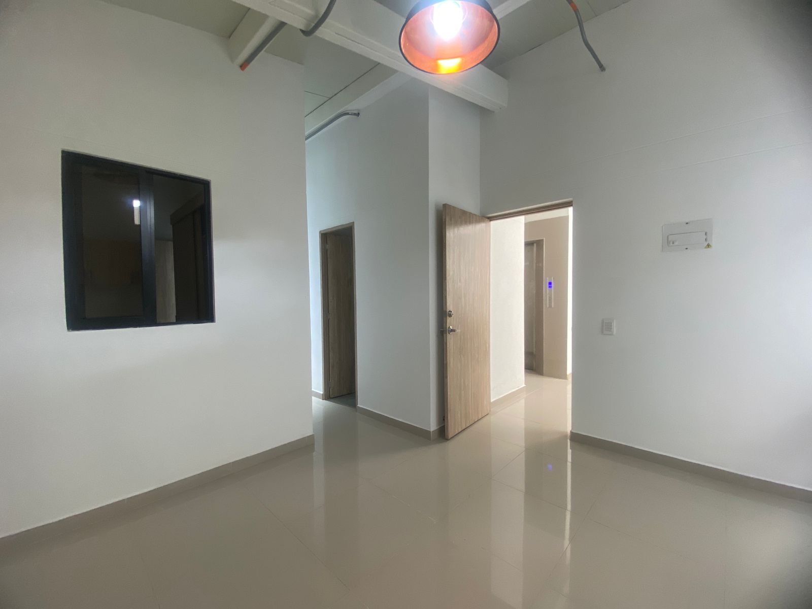 Iluminado Apartamento para Arriendo en Laureles, Estadio, Medellín