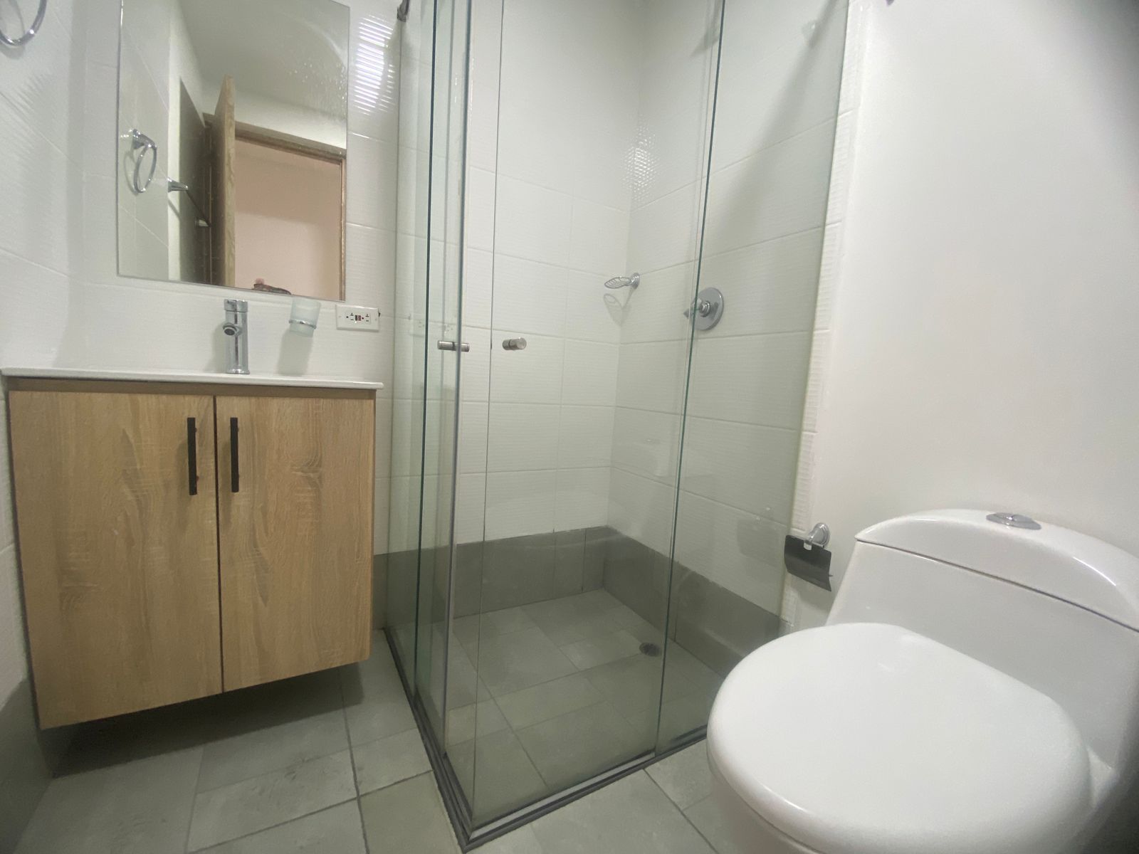 Practico Apartamento para Arriendo en Laureles, Estadio, Medellín