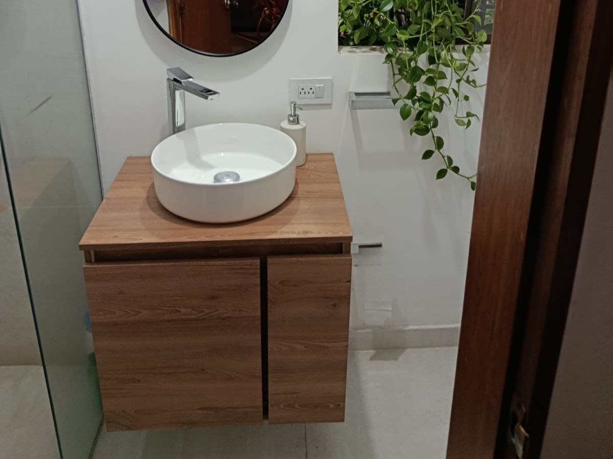 Casa en Venta en Loma de Las Brujas, Envigado – Ubicación Privilegiada