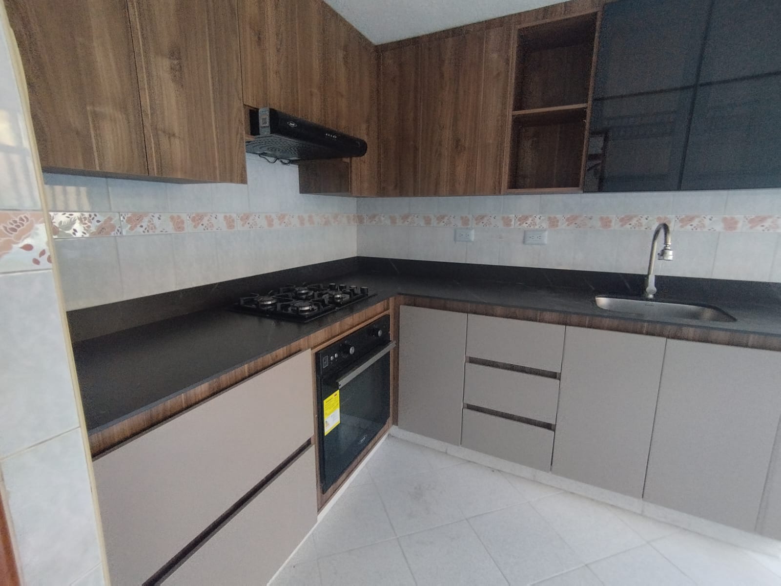 Se Arrienda Apartamento en Carlos E Restrepo, Medellín