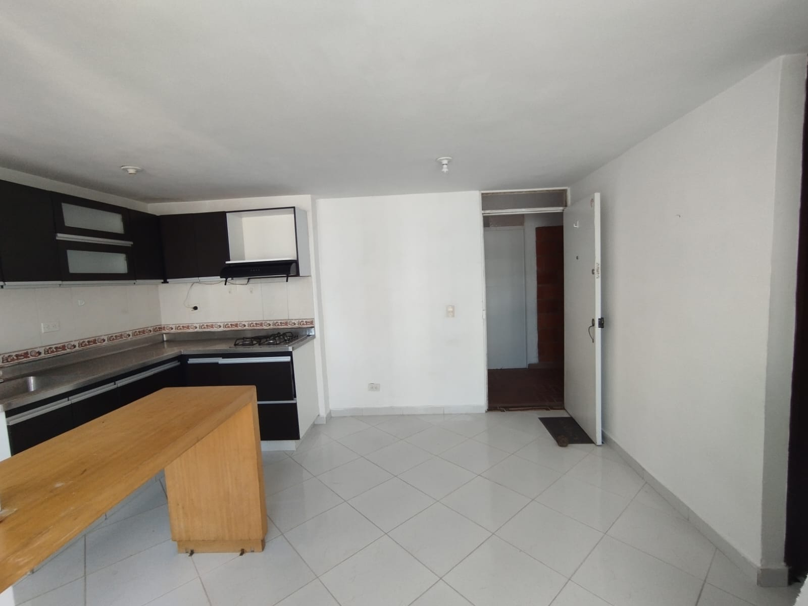 Se Arrienda Apartamento San Antonio De Prado - Medellín