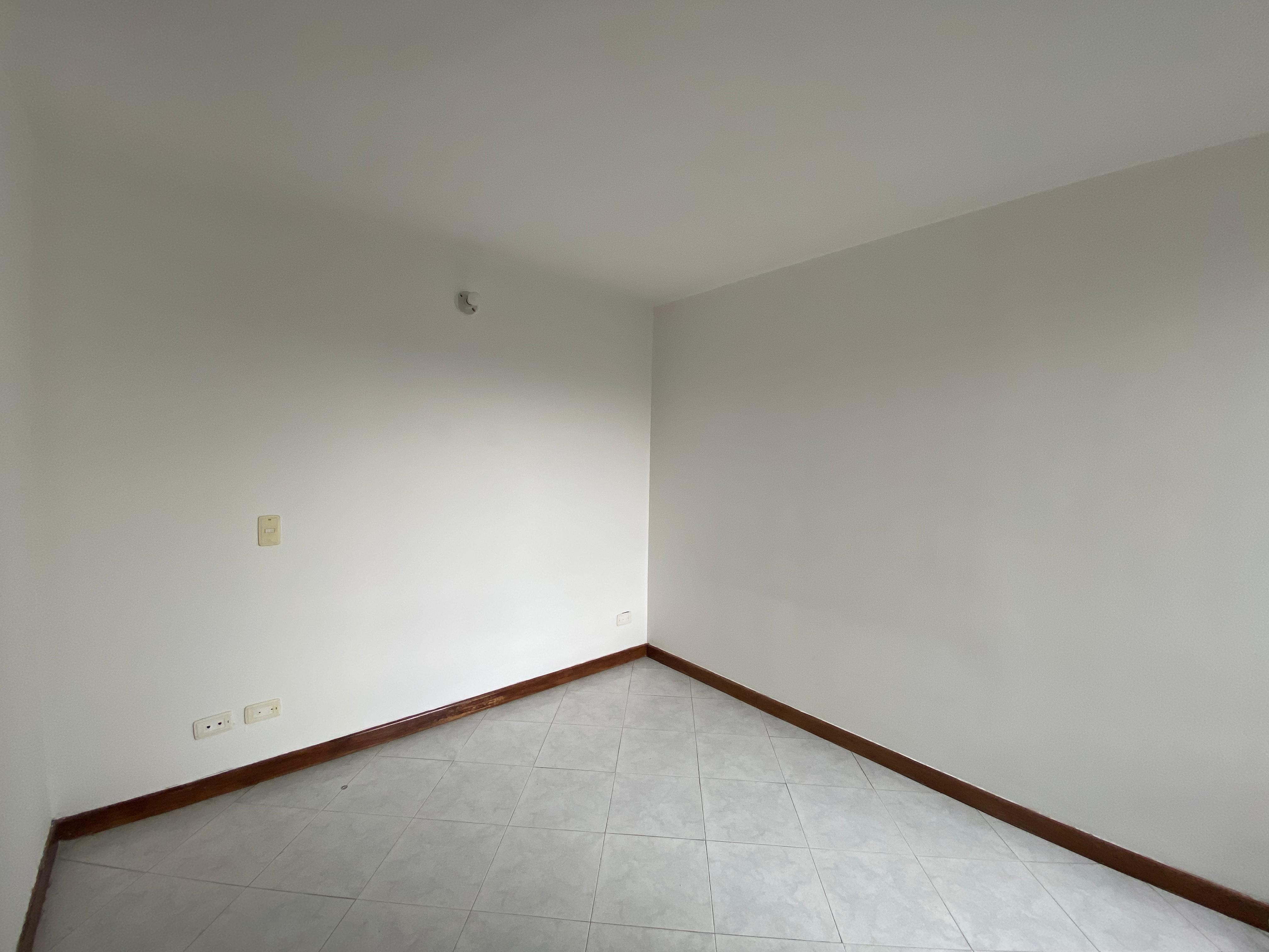 Se Arrienda Apartamento En San German, Robledo, Medellín