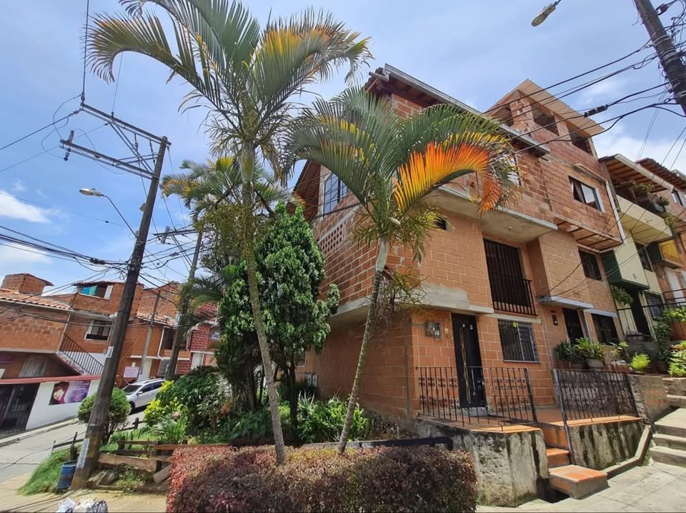 Se Vende Casa en Robledo la Pola, Medellín