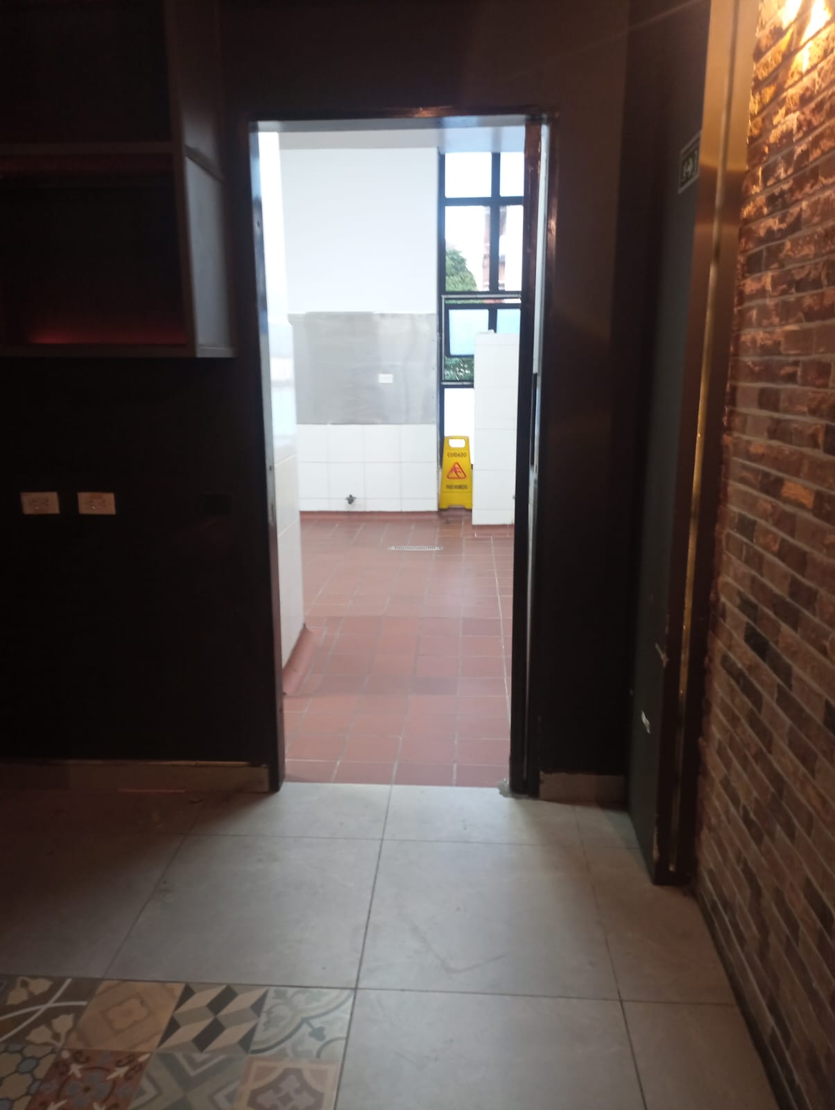 Se Vende Local Comercial, en los Colores, Medellín