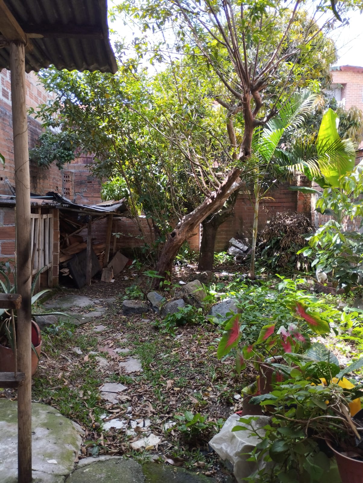 Se Vende Edificio De Tres Niveles En Castilla, Medellín