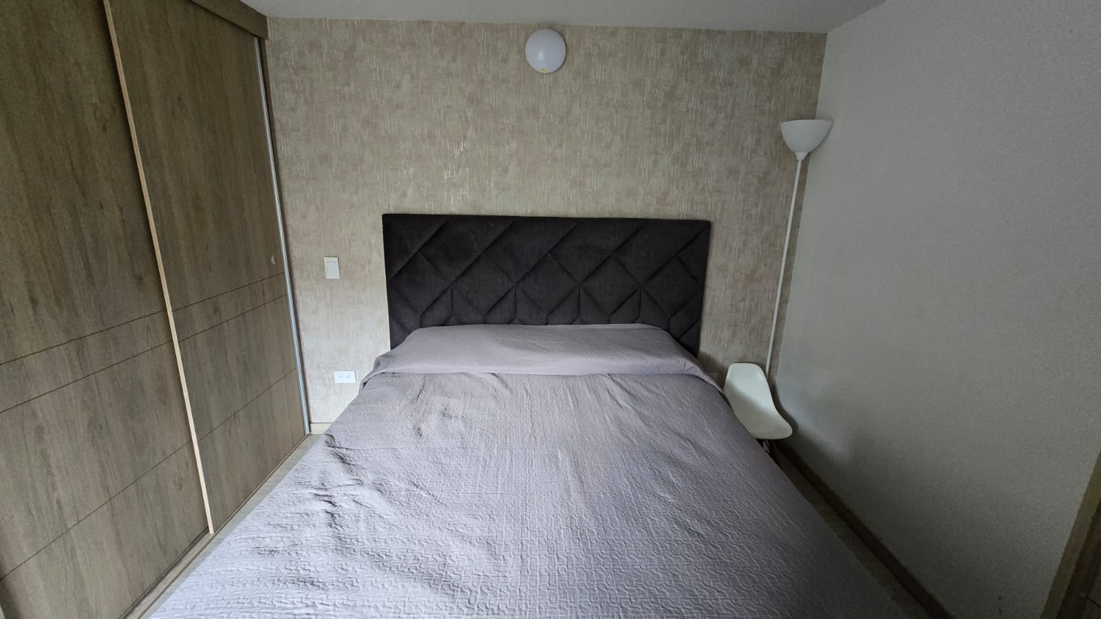 Se Vende Apartamento en la Loma de los Bernal, Medellín