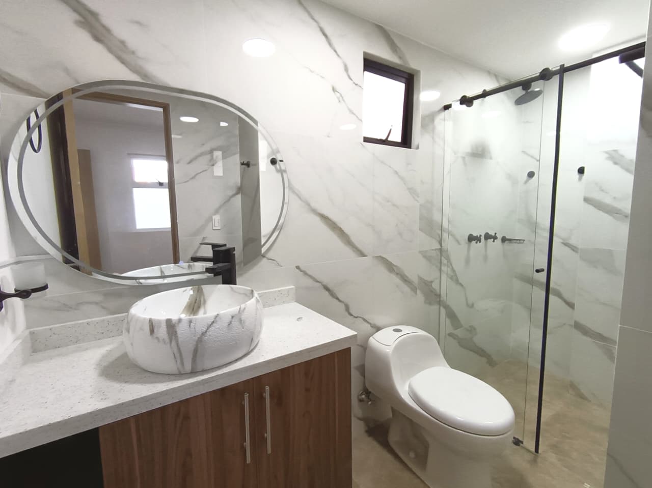 Se Vende Apartamento En La Castellana - Medellín