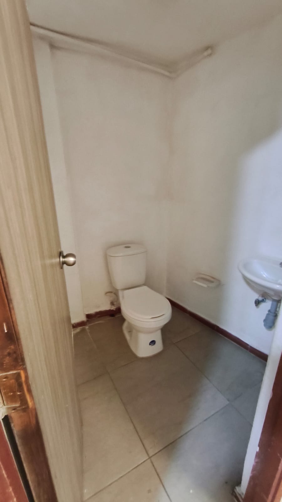 Se Arrienda Local Comercial en Bello, Antioquia