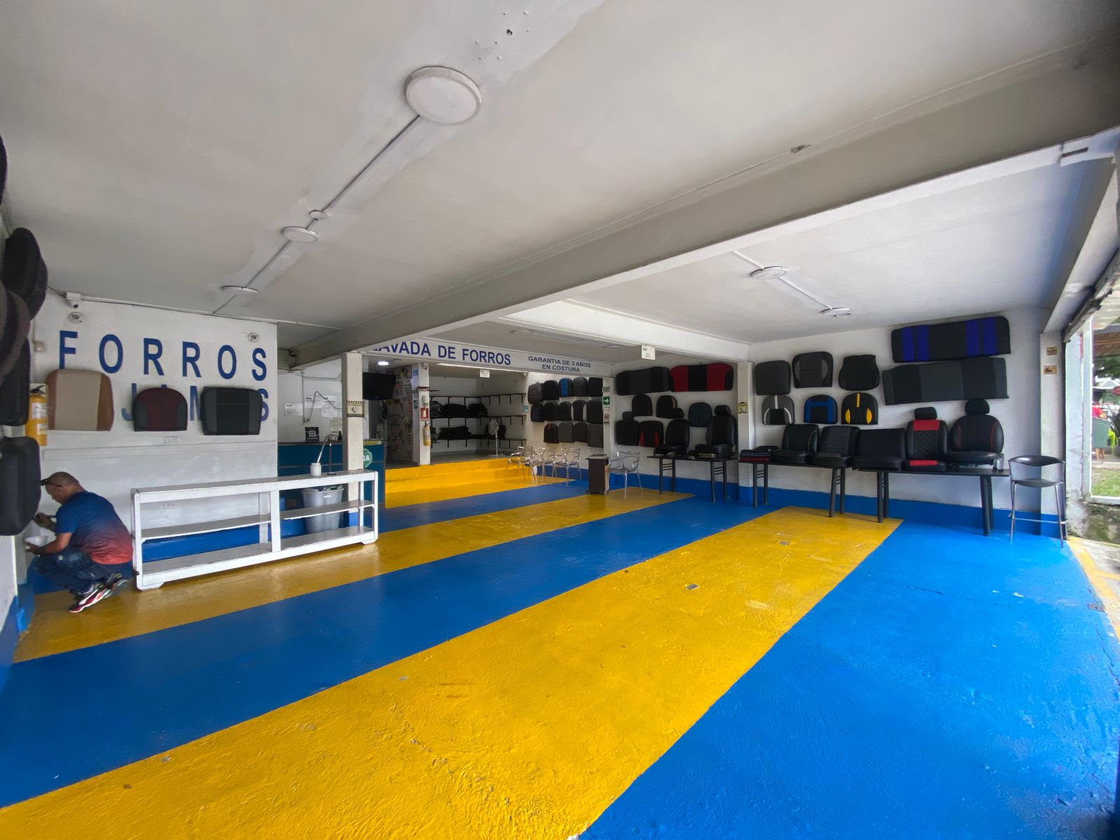 Local para Arriendo, sobre Vía Principal Avenida 80