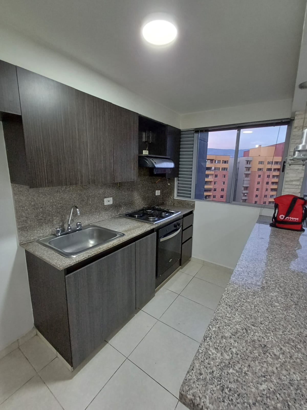 Apartamento con Vista Panorámica para Arriendo en La Castellana