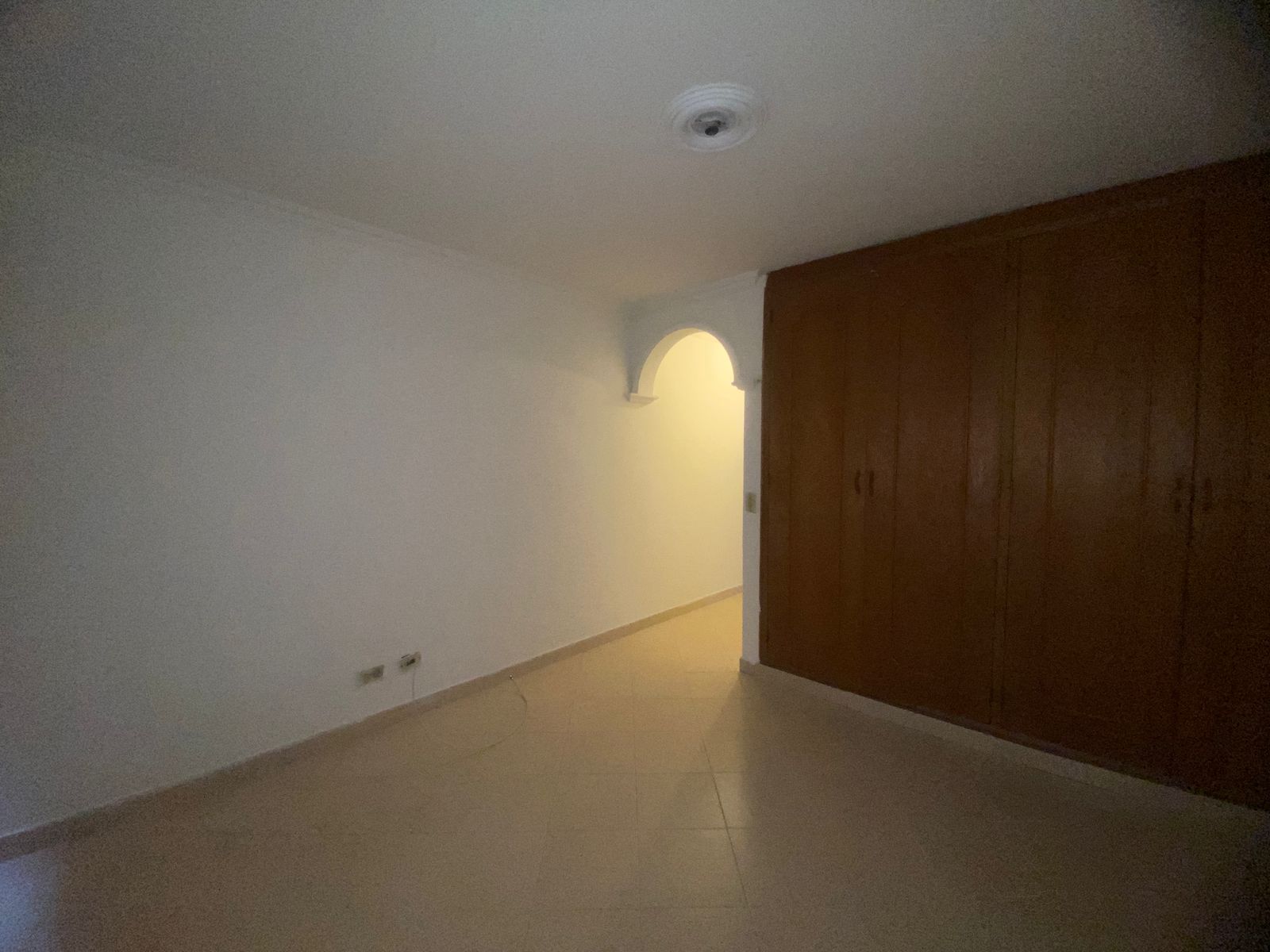 Comodo Apartaestudio para Arriendo en Barrio Cristobal, Medellín