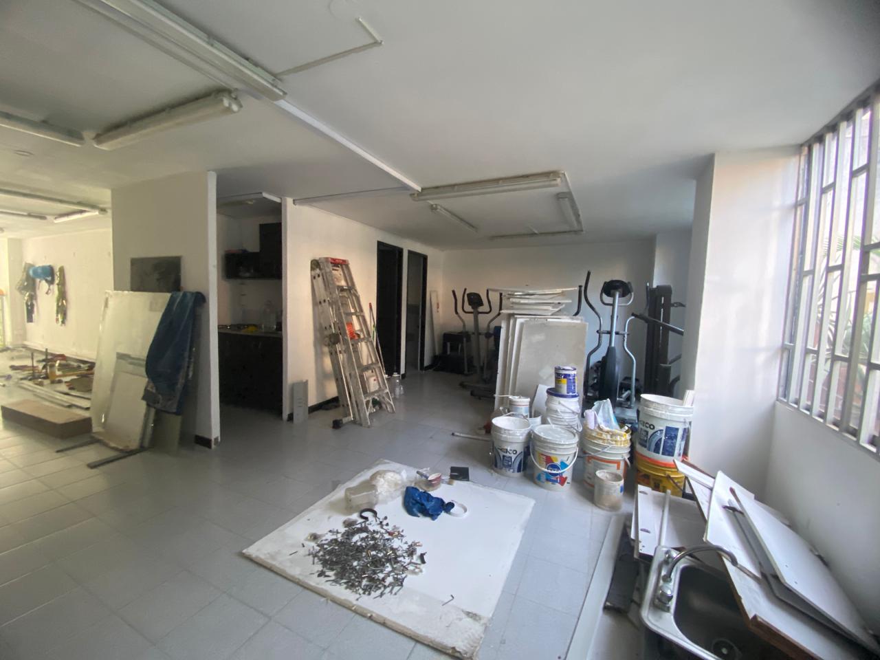 Amplio Local para Arriendo en Laureles, Medellín