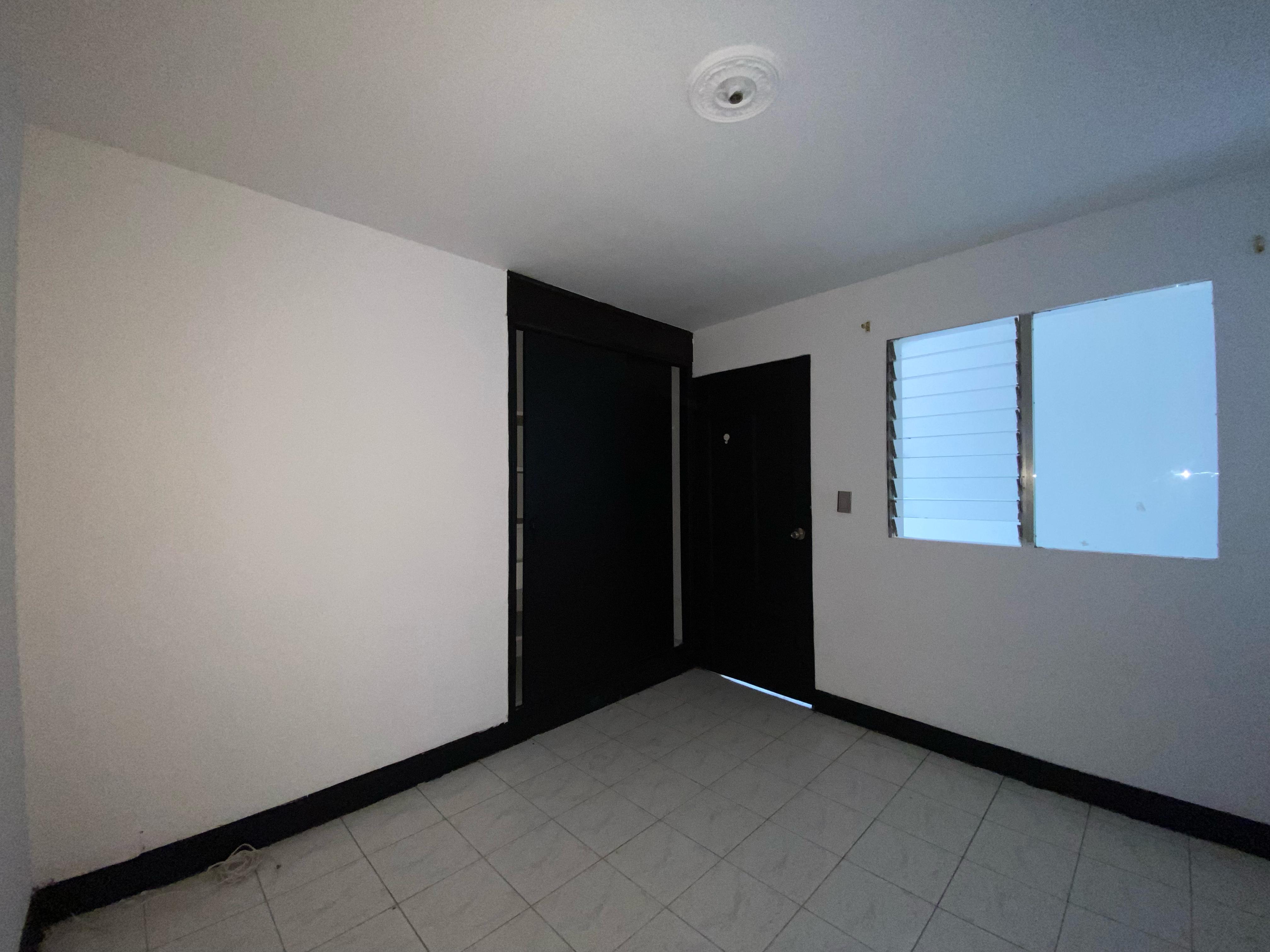 Se Arrienda Apartamento En La Floresta, Medellín