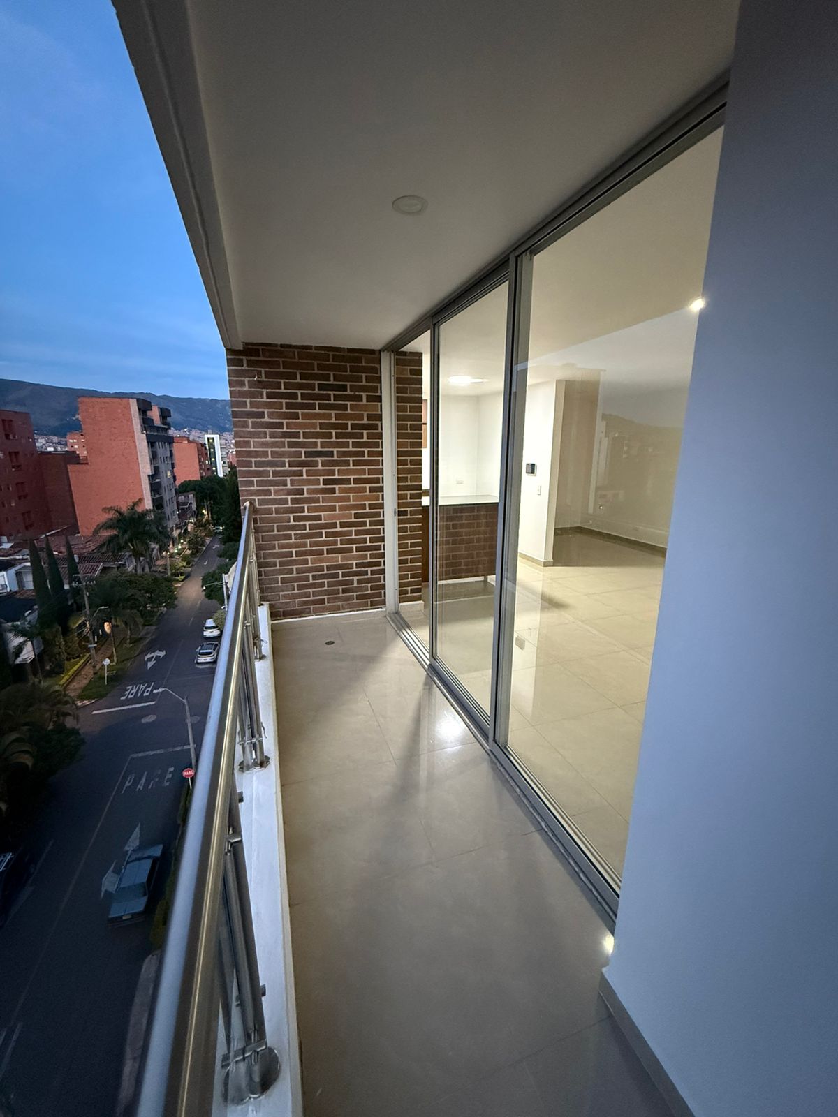 Se Arrienda Apartamento En La Castellana, Medellín