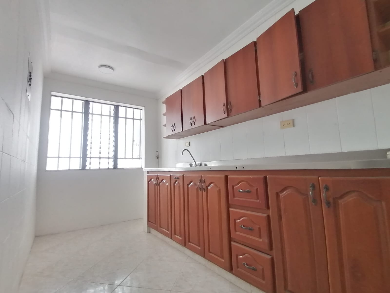 Se Vende Casa En Robledo El Diamante, Medellin