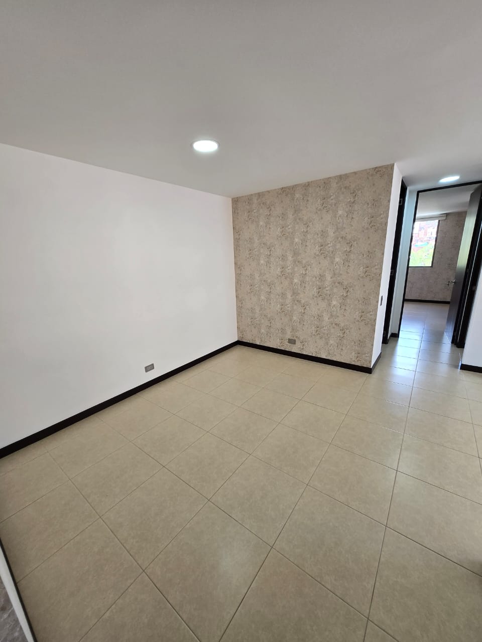 Se Arrienda Apartamento En La Loma Del Indio, Medellin