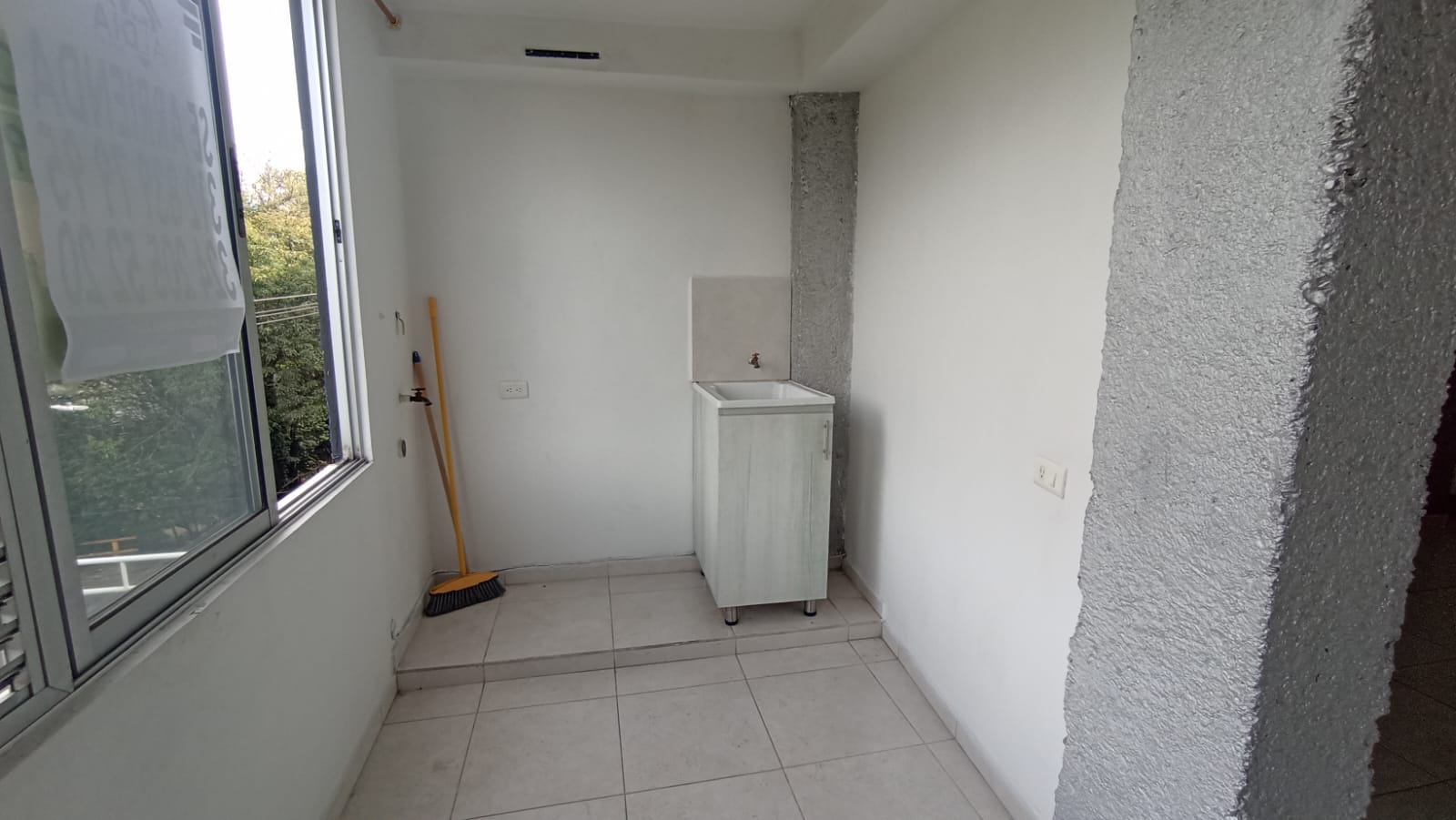 Se Arrienda Apartaestudio En Campo Amor, Medellin