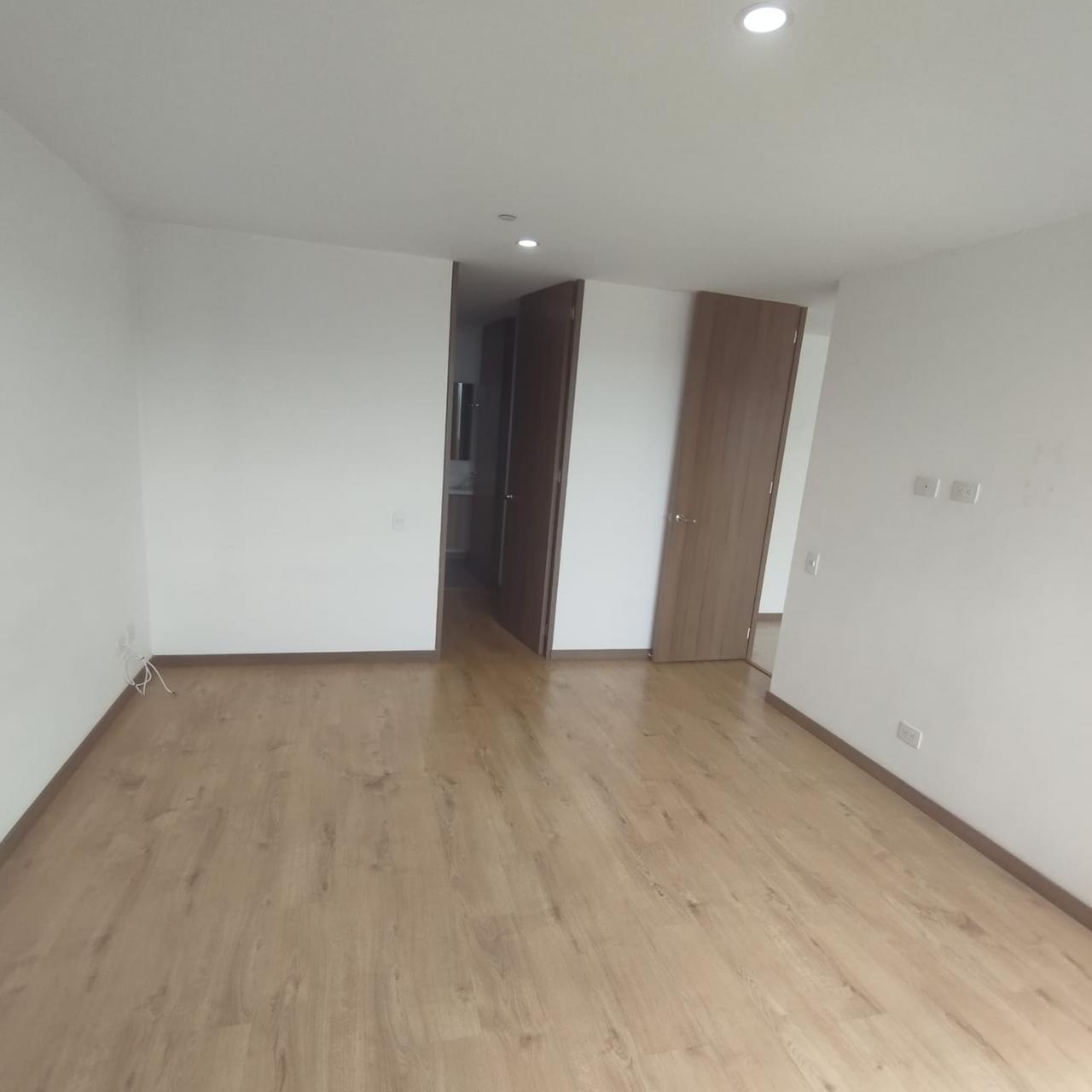Se Arrienda Apartamento en En la Loma del Escobero, Envigado