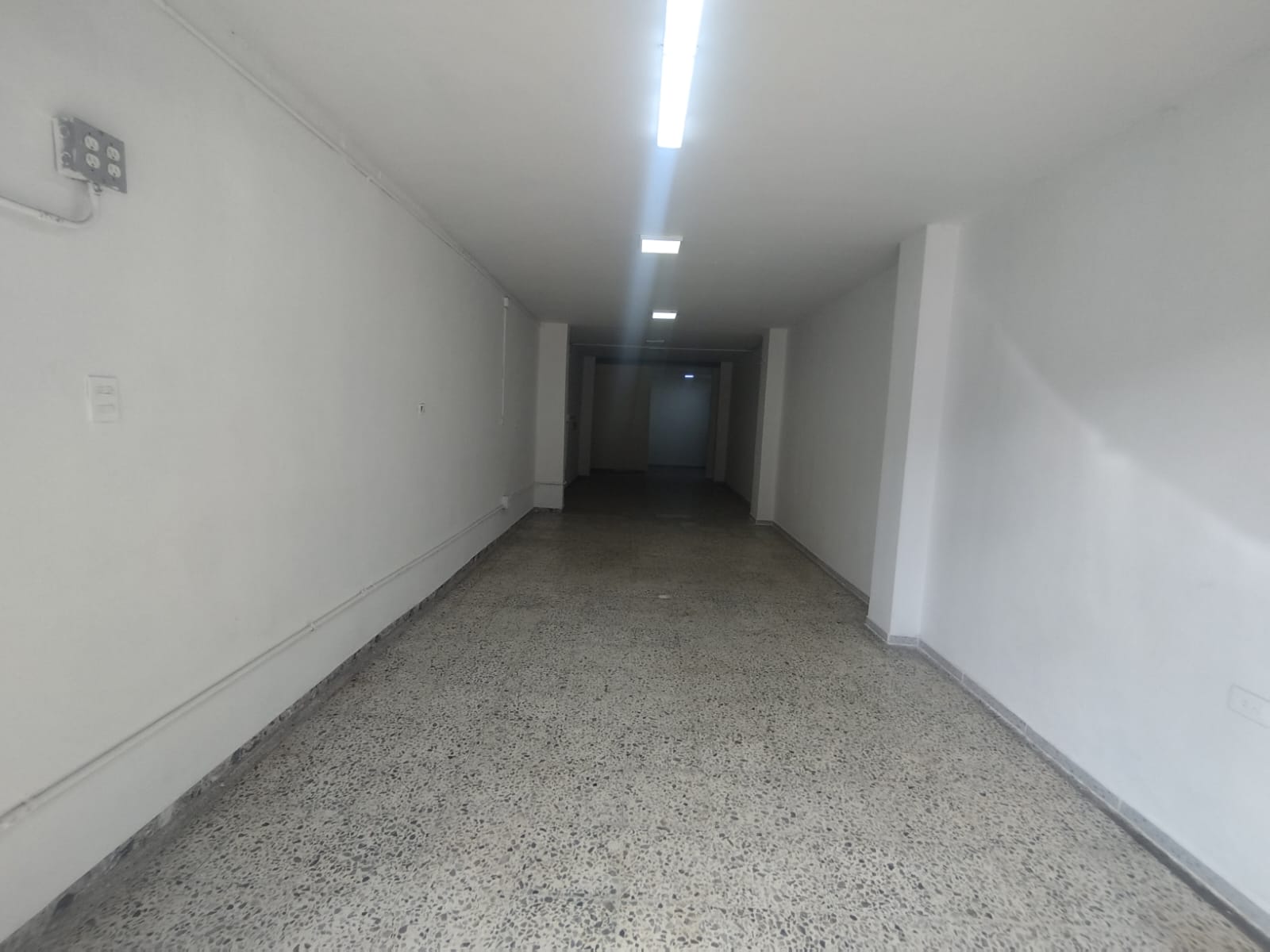 Se Arrienda Local, en la 92 Aranjuez, Medellín