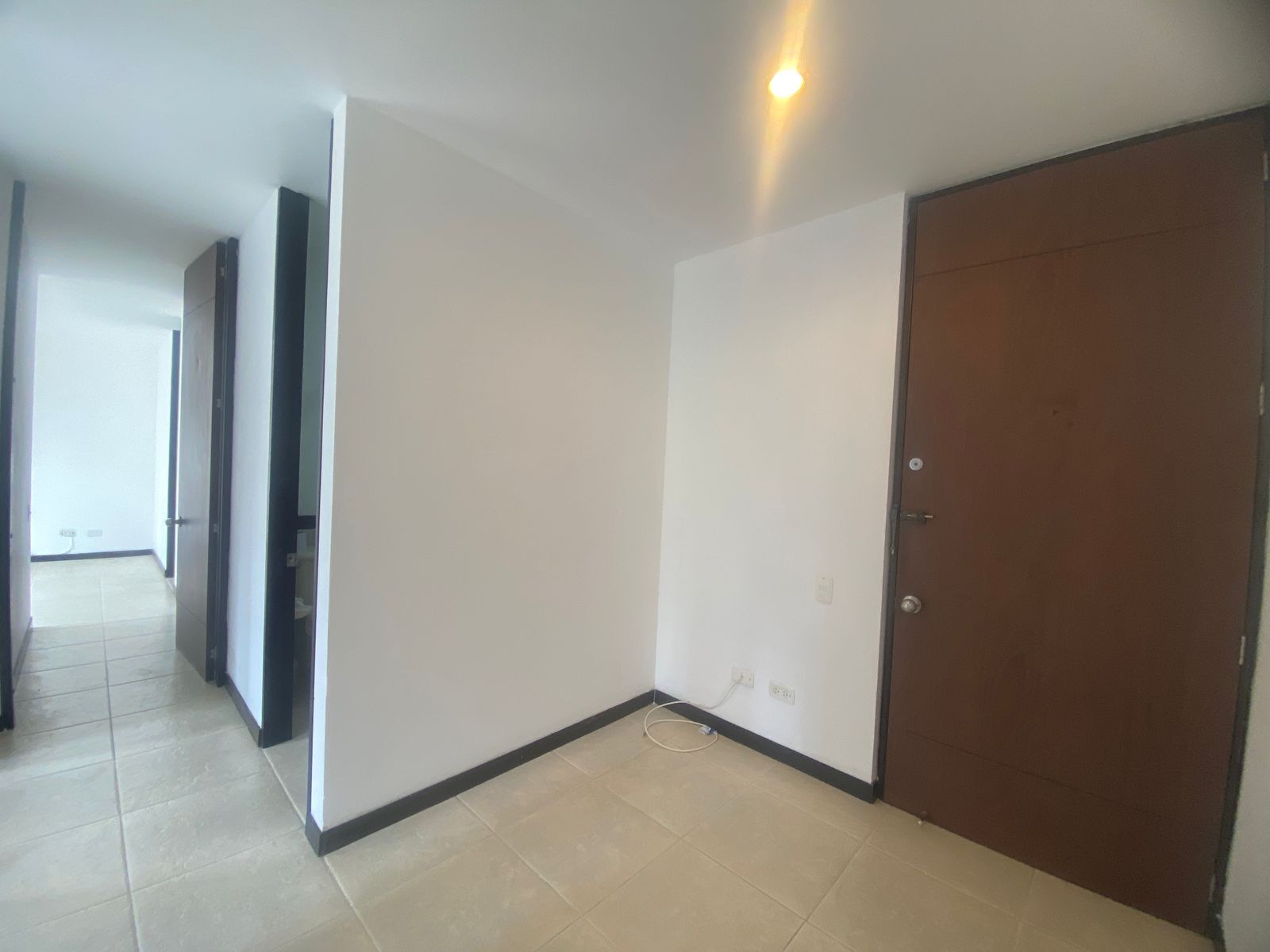 Apartamento con Excelentes Acabados para Arriendo en Poblado, Medellín