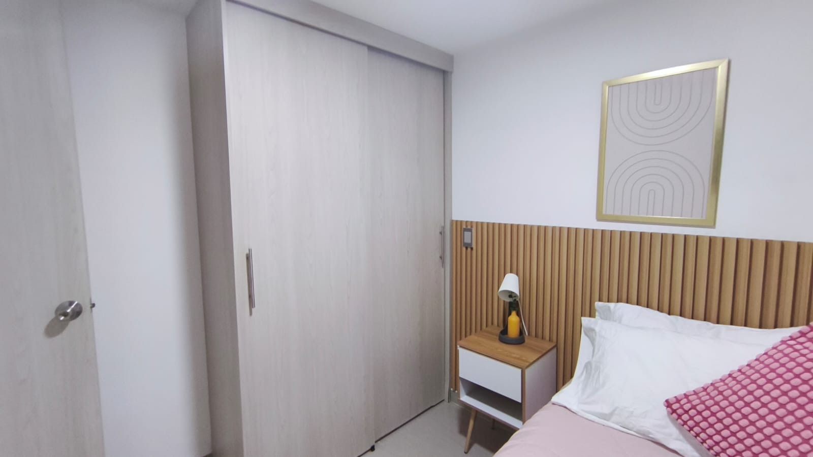 Se Arrienda Apartamento Amoblado,San Javier, Medellín