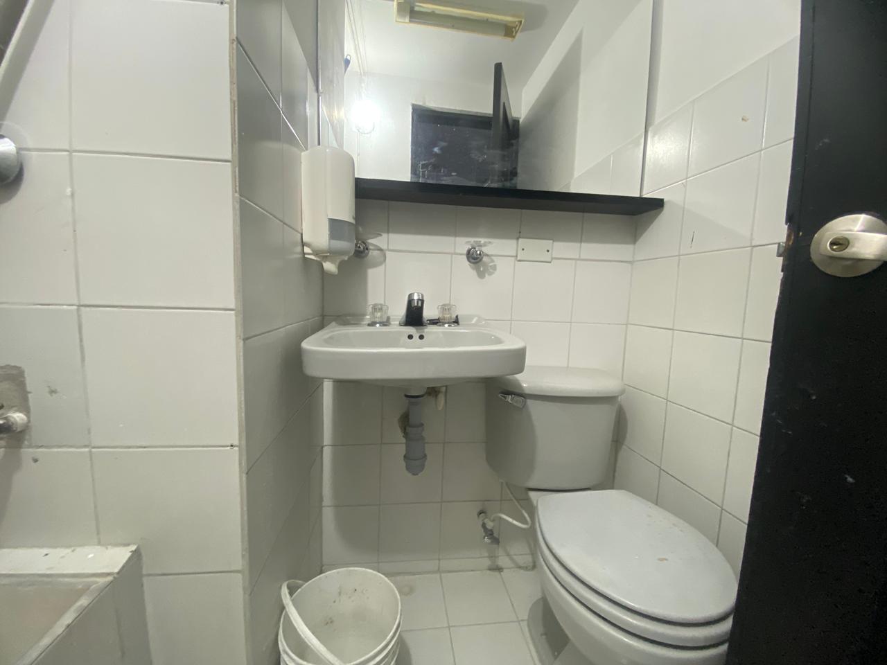 Amplio Local para Arriendo en Laureles, Medellín