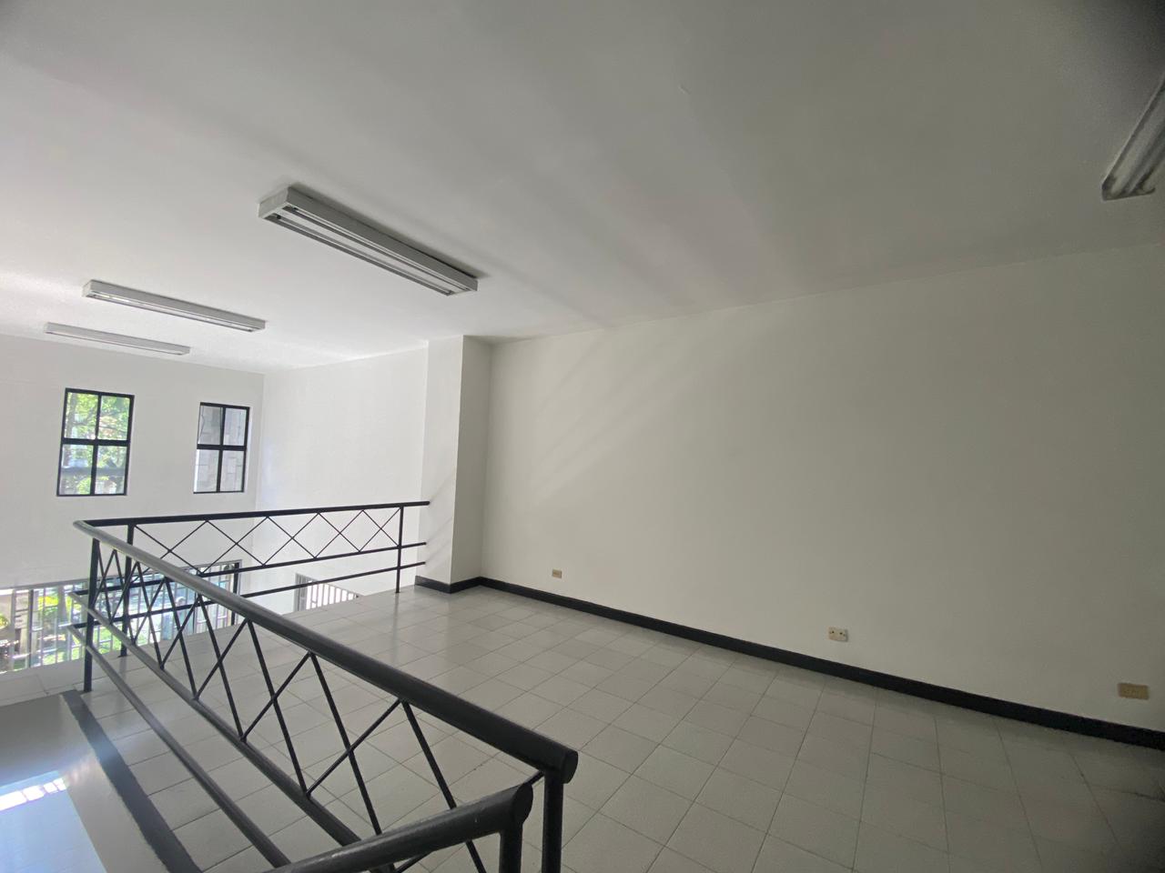 Local en Arriendo con Estratégica Ubicación en Laureles, Medellín