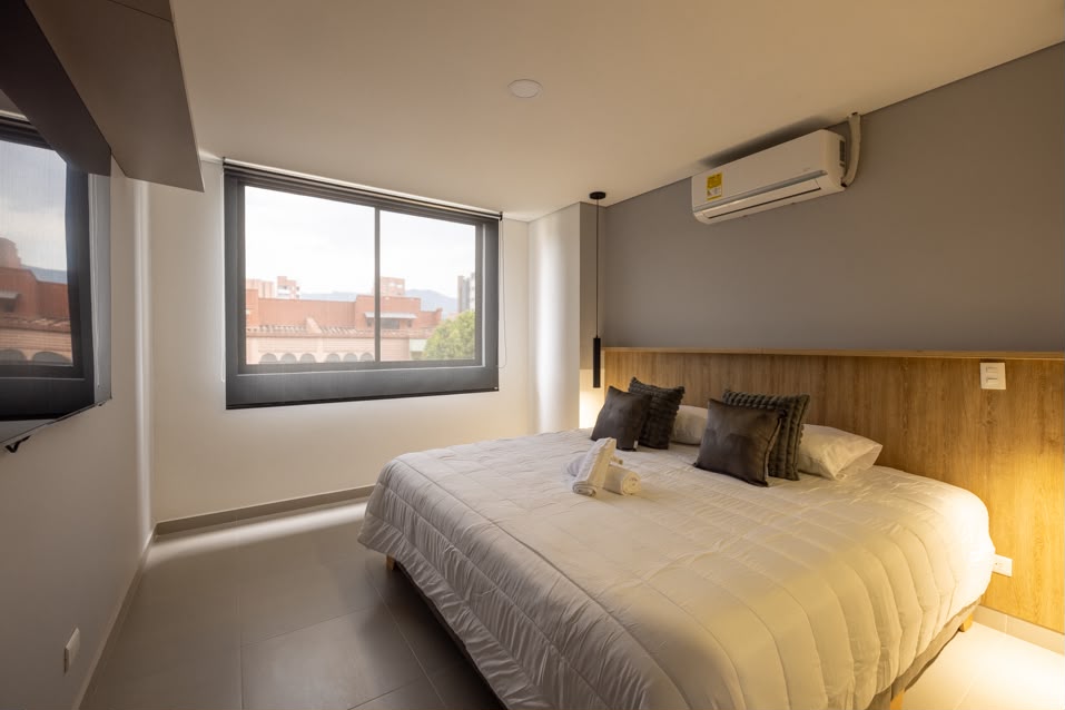 Apartamento de Lujo Amoblado para Venta en Laureles, Estadio