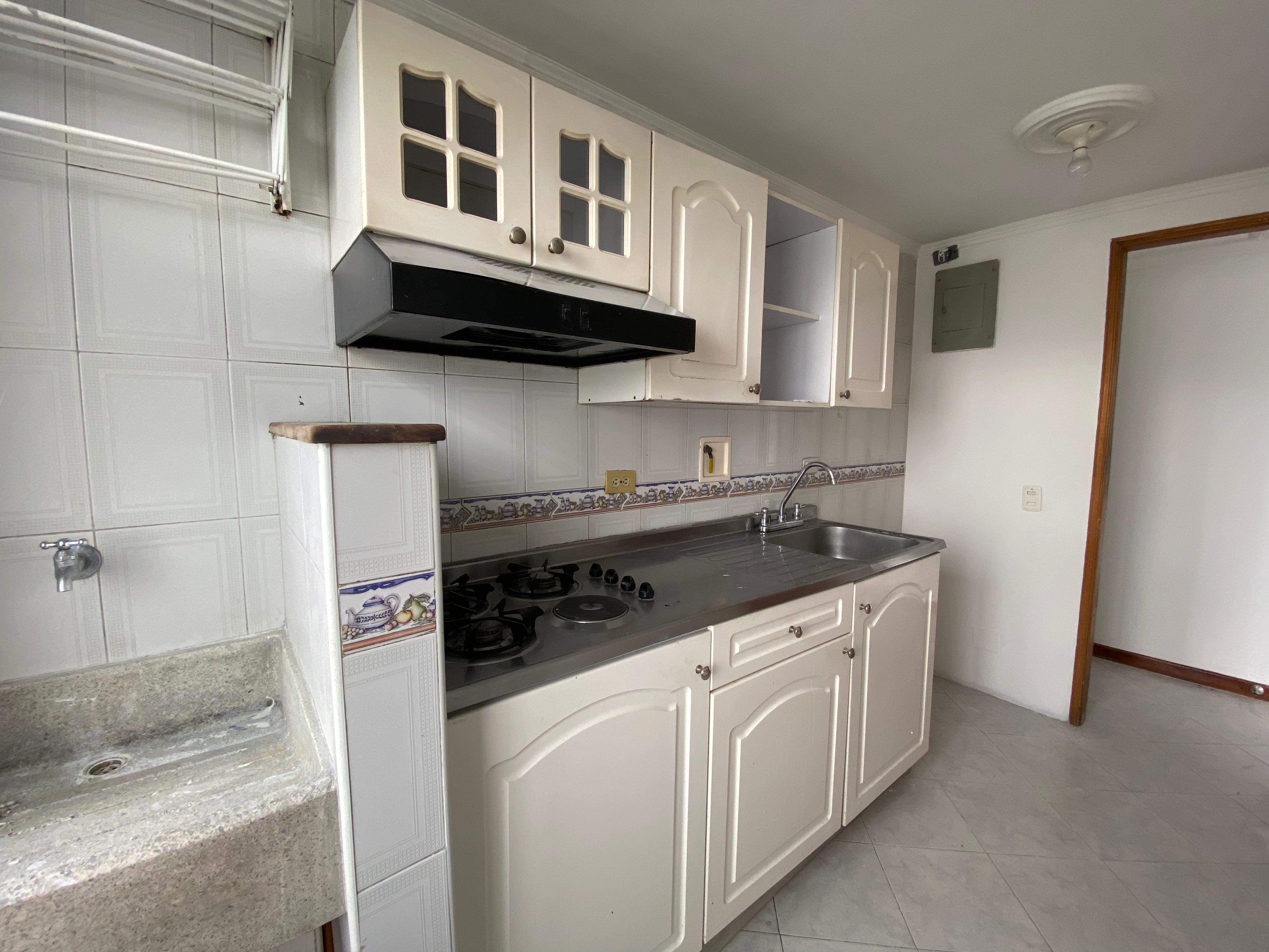 Se Arrienda Apartamento En San German, Robledo, Medellín