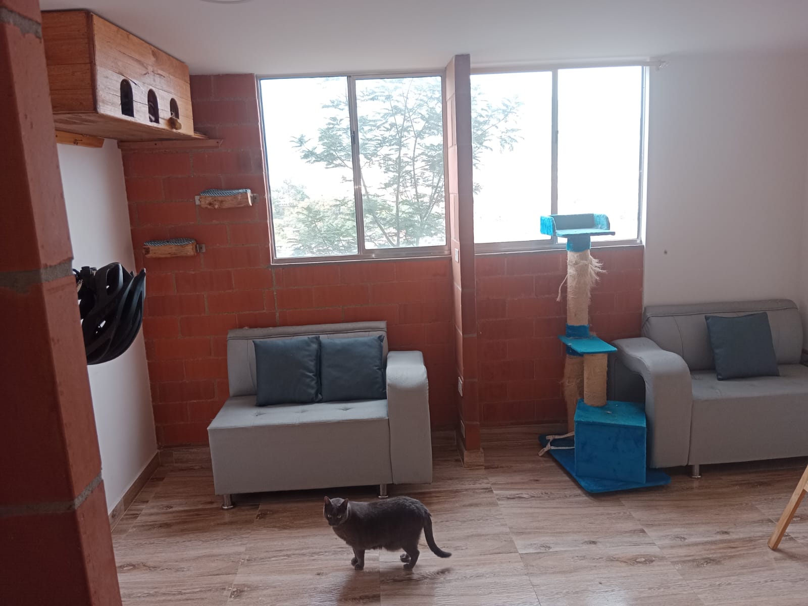 Se Vende apartamento en Bello, sector Santa Ana.