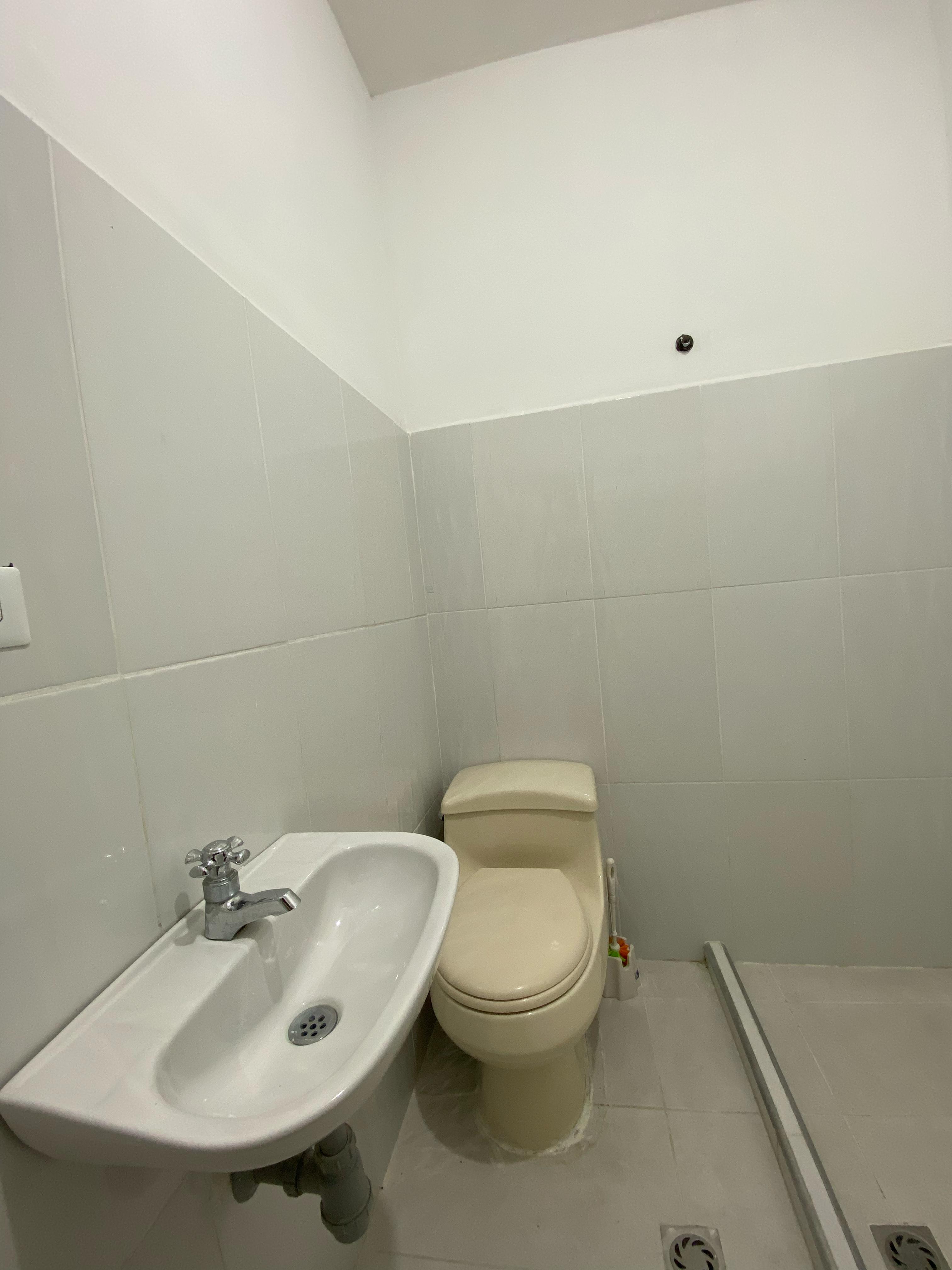 Se Arrienda Casa En Laureles, Medellín