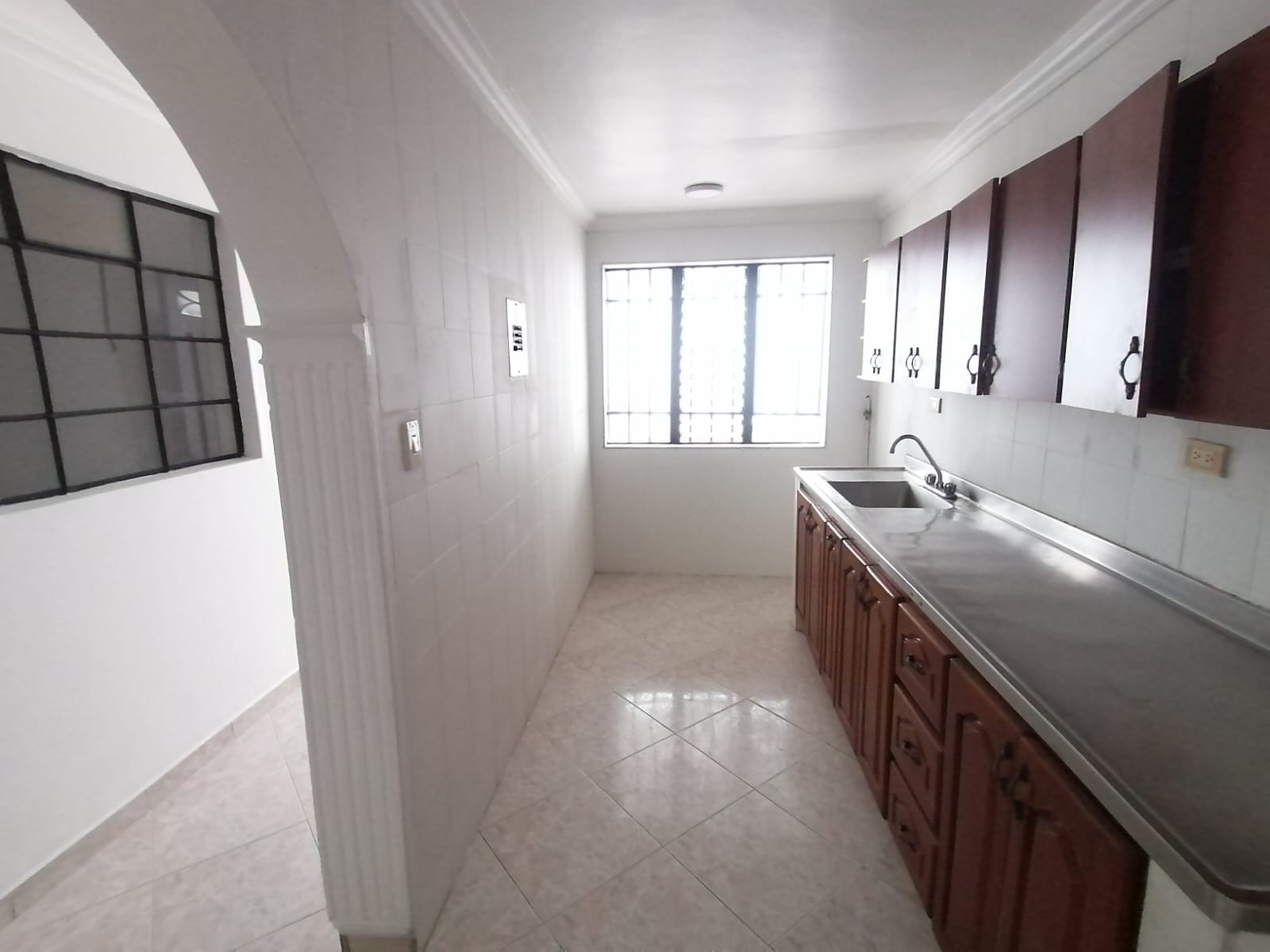 Se Vende Casa En Robledo El Diamante, Medellin