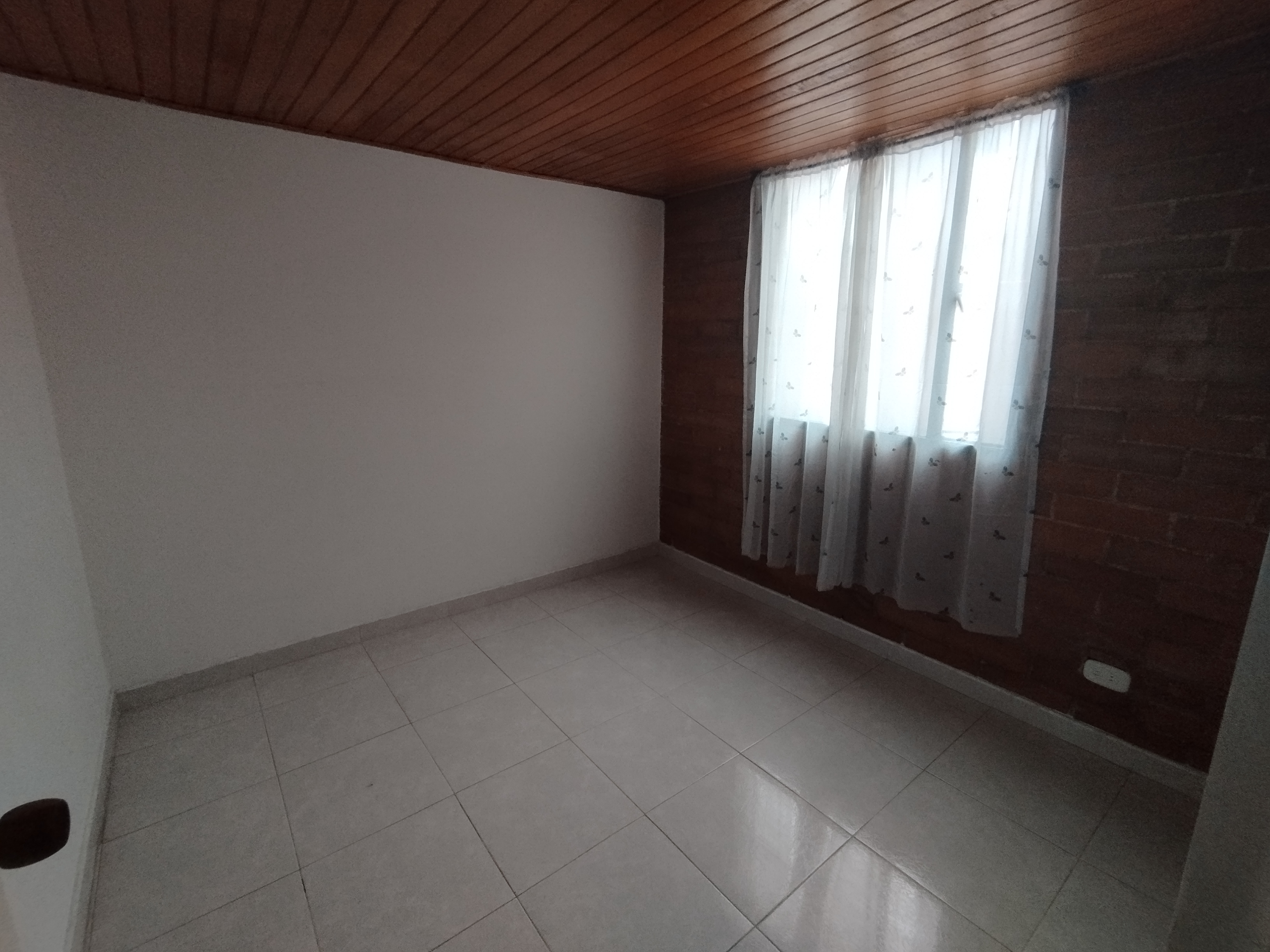 Se Vende Apartamento En Suba  Compartir - Bogotá