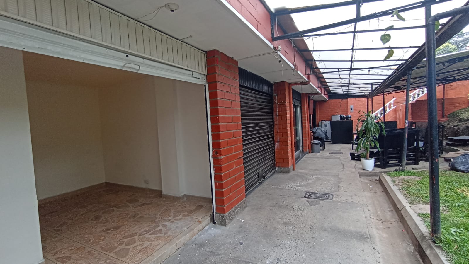 Se Arrienda Local En Robledo Villa Flora, Medellin