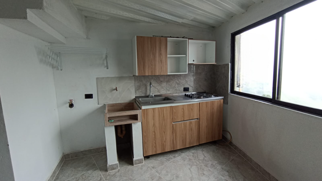 Se Arrienda Apartaestudio En San Cristobal, Medellin