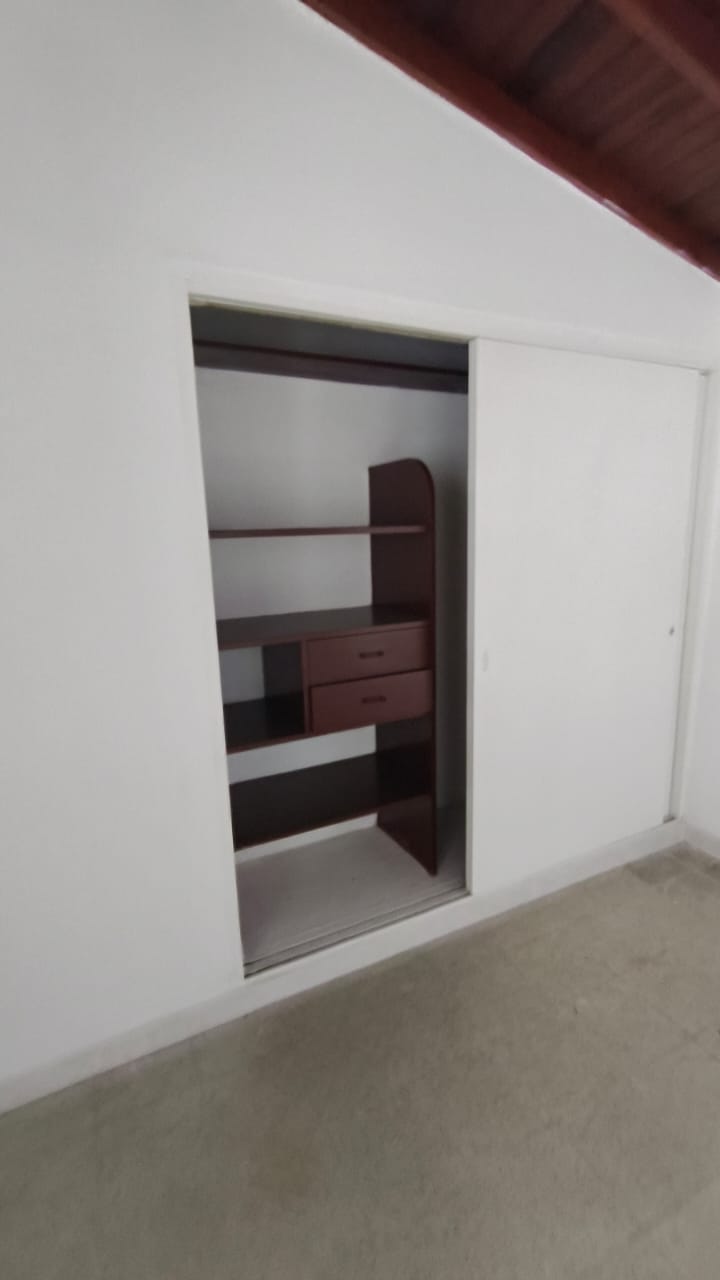 Se  Arrienda Casa Comercial en el Velodrómo,Medellín