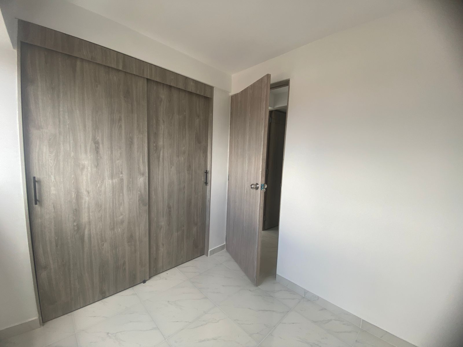 Apartamento para Estrenar en Arriendo Sector La America, Cristobal