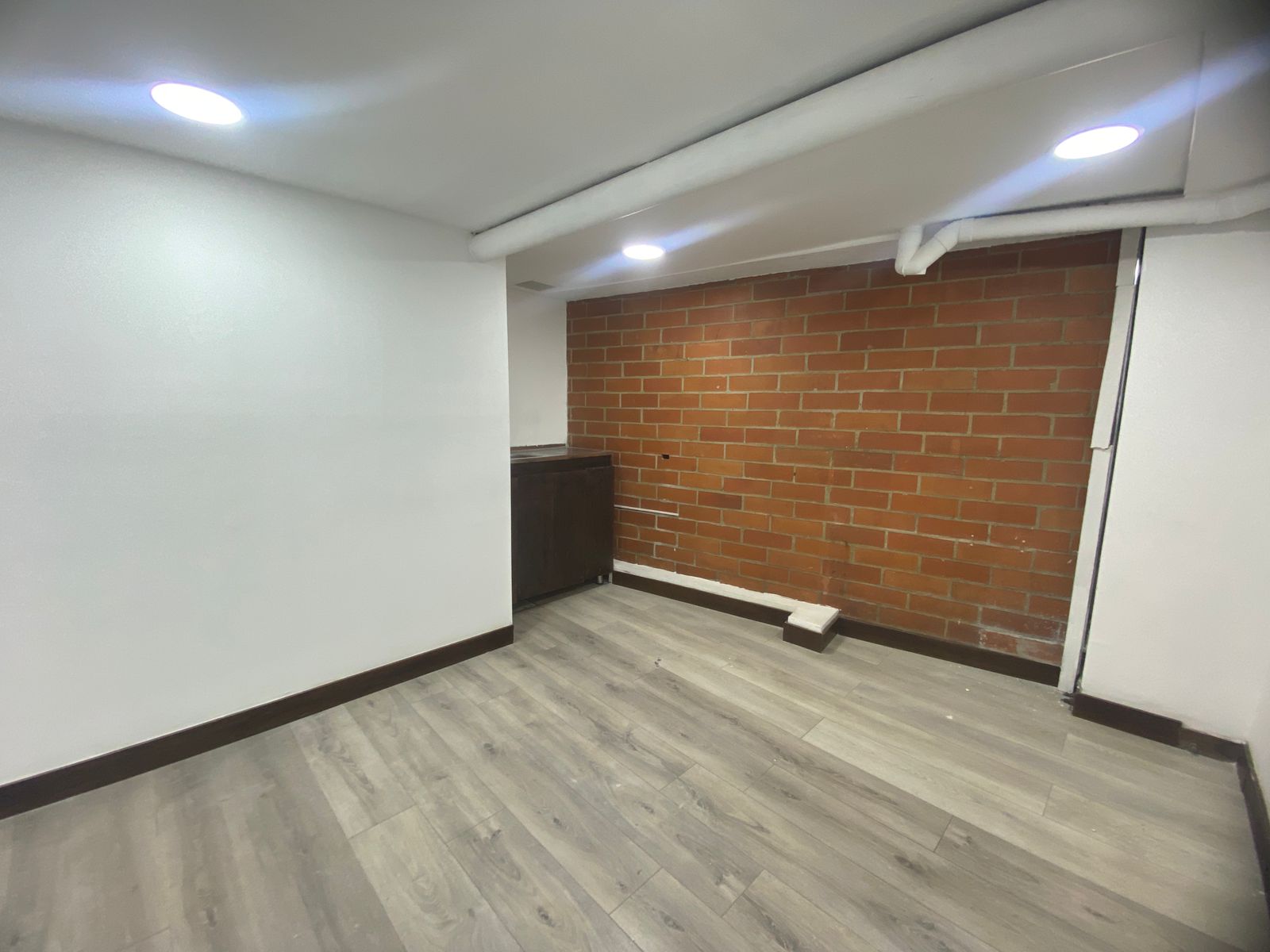 Local Comercial Para Arriendo en Los Colores, Medellín