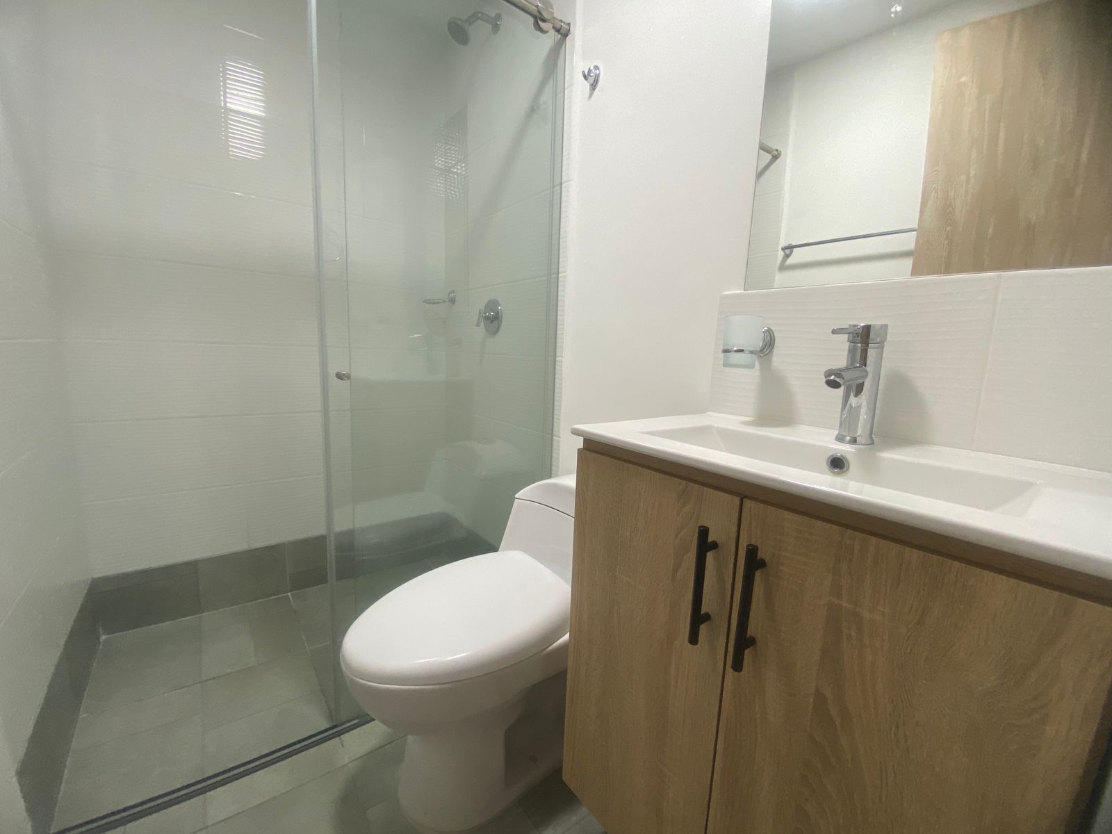 Apartamento para Arriendo Con Estratégica Ubicación en Laureles