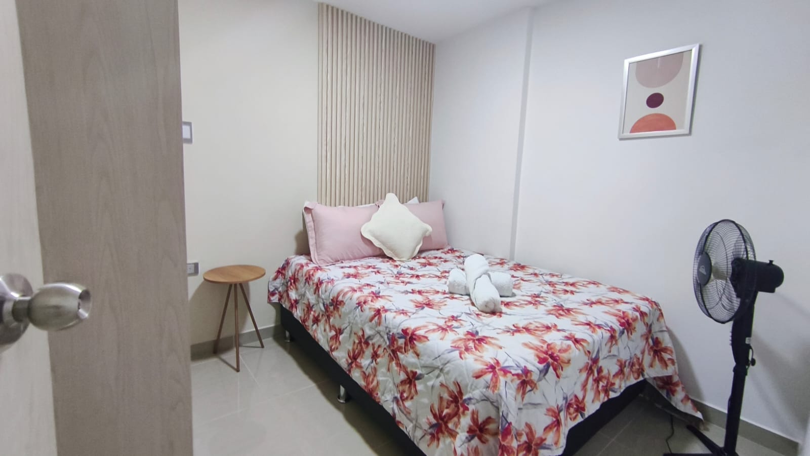 Se Arrienda Apartamento Amoblado, en San Javier, Medellín