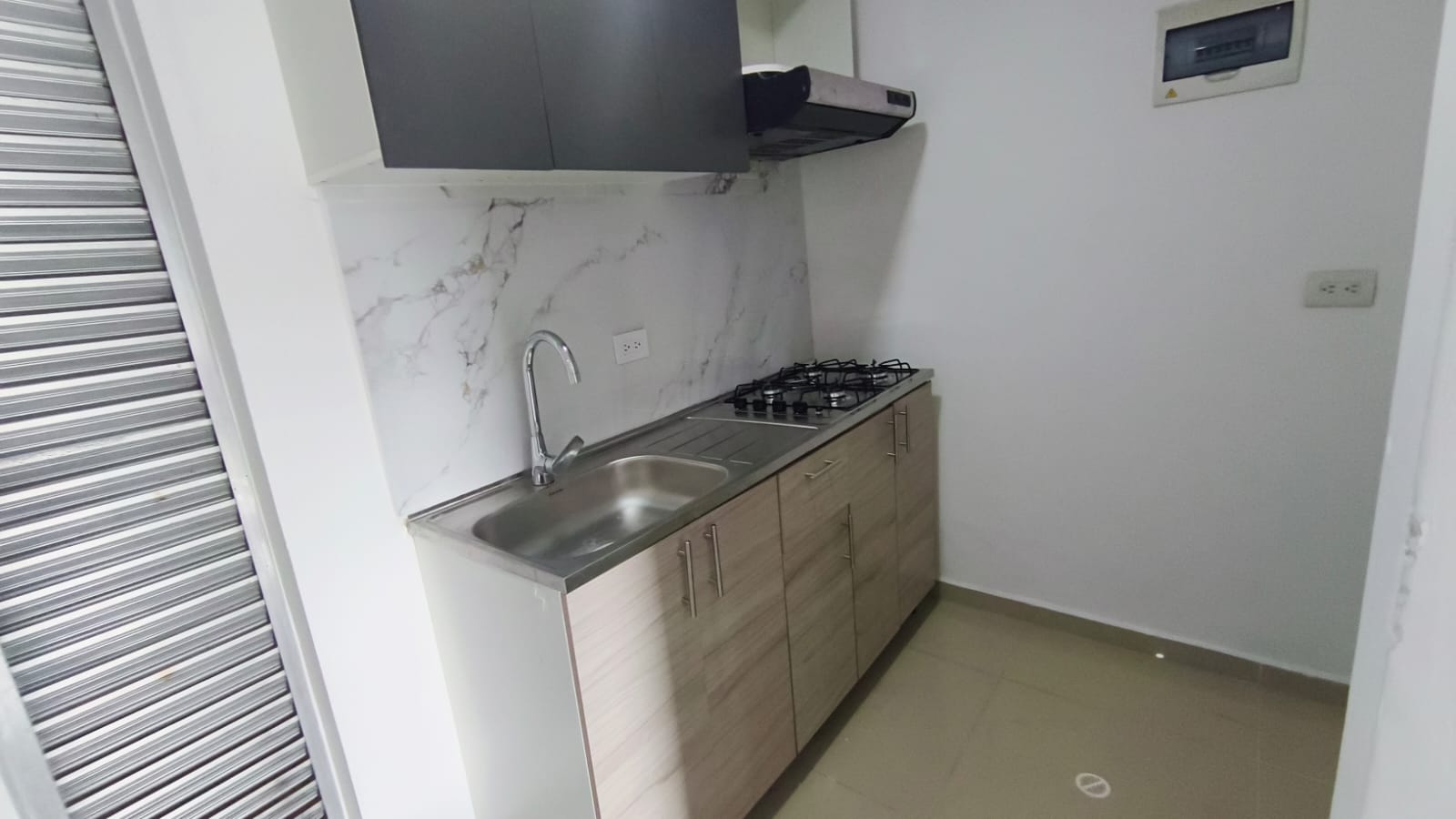 ARRIENDO DE APARTAMENTO EN LOMA DEL LOS BERNAL, MEDELLIN