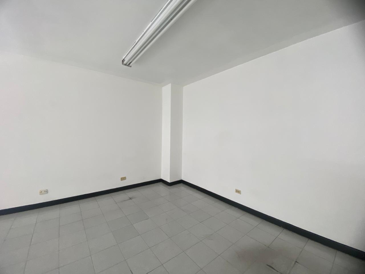 Local en Arriendo con Estratégica Ubicación en Laureles, Medellín