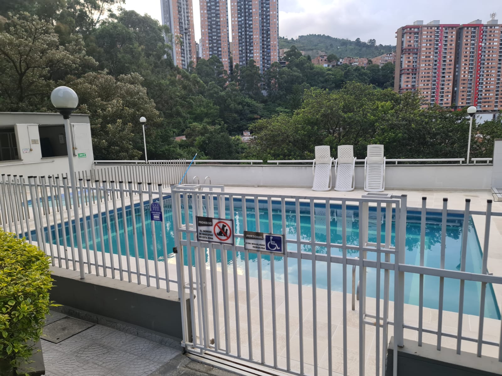 Moderno Apartamento para Arriendo en Belén, La Mota