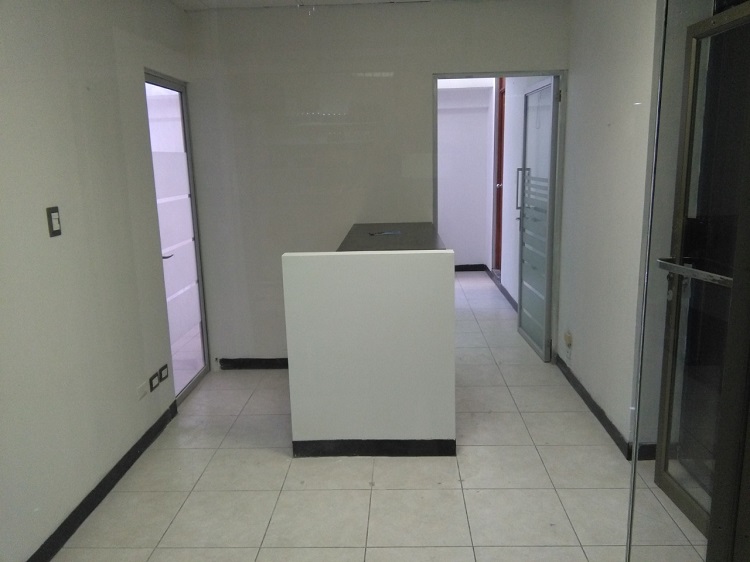 ALQUILER OFICINA O LOCAL ZONA 9 AVENIDA DE LA REFORMA
