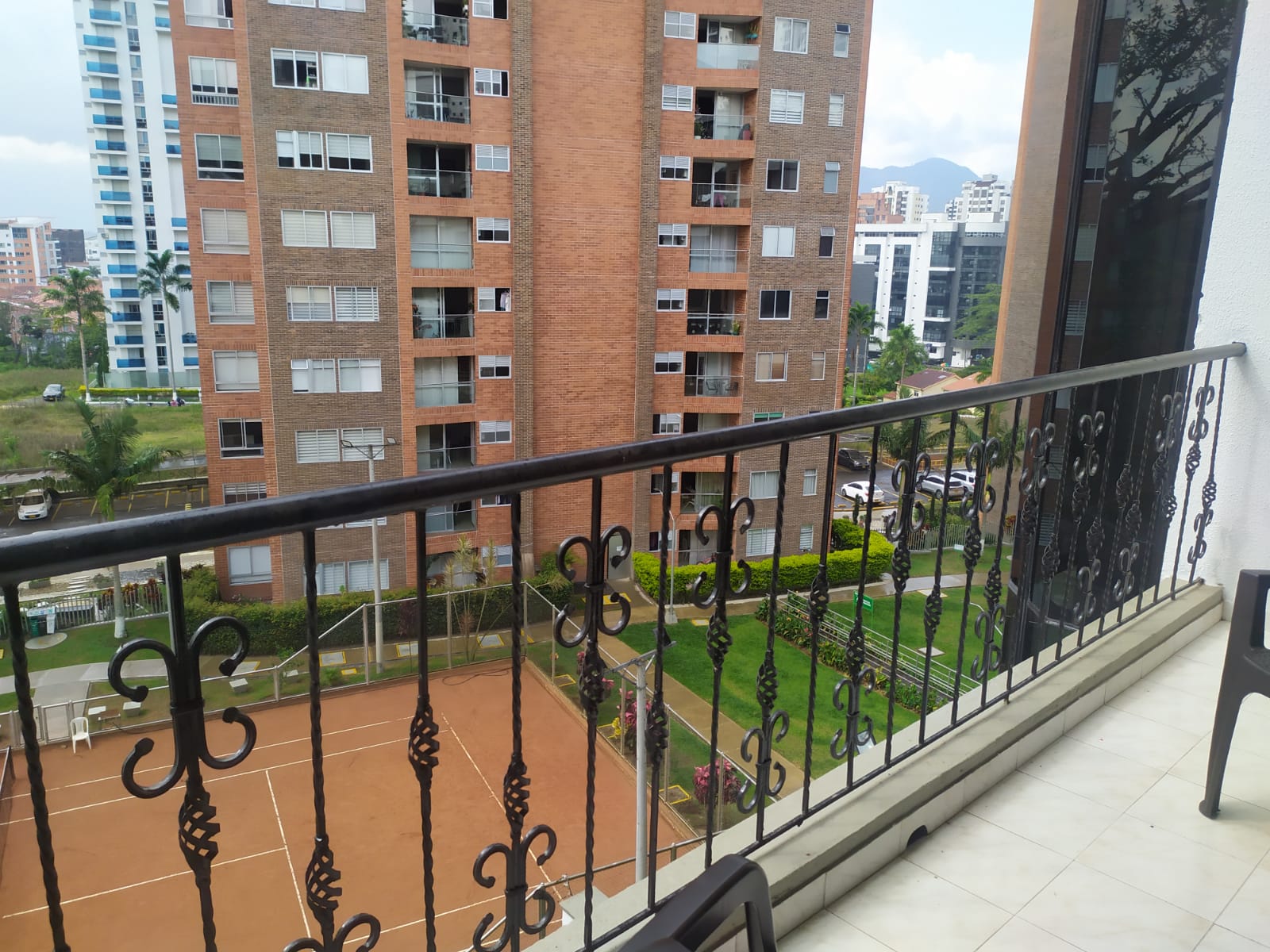 RENTA APARTAMENTO AMOBLADO SECTOR PINARES PEREIRA