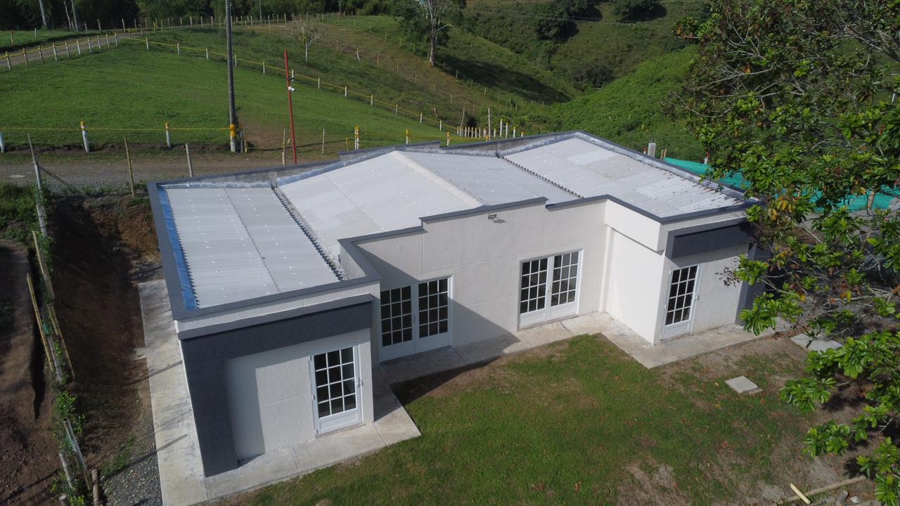 VENTA CASA CAMPESTRE EN PARCELACION ALCALA VALLE 