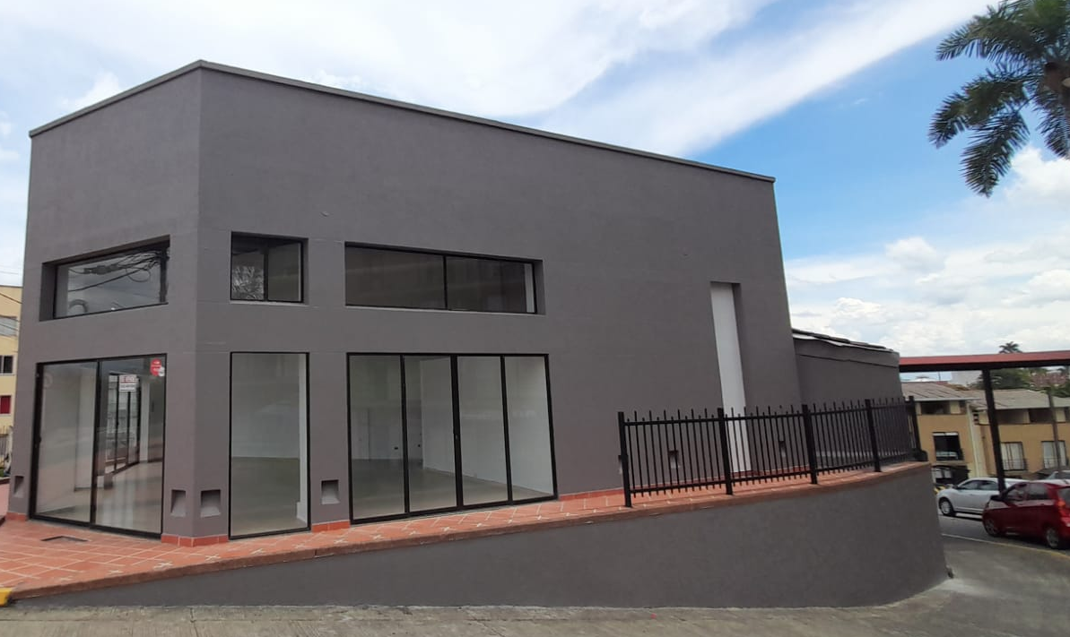 VENTA LOCAL COMERCIAL AV 30 DE AGOSTO PEREIRA